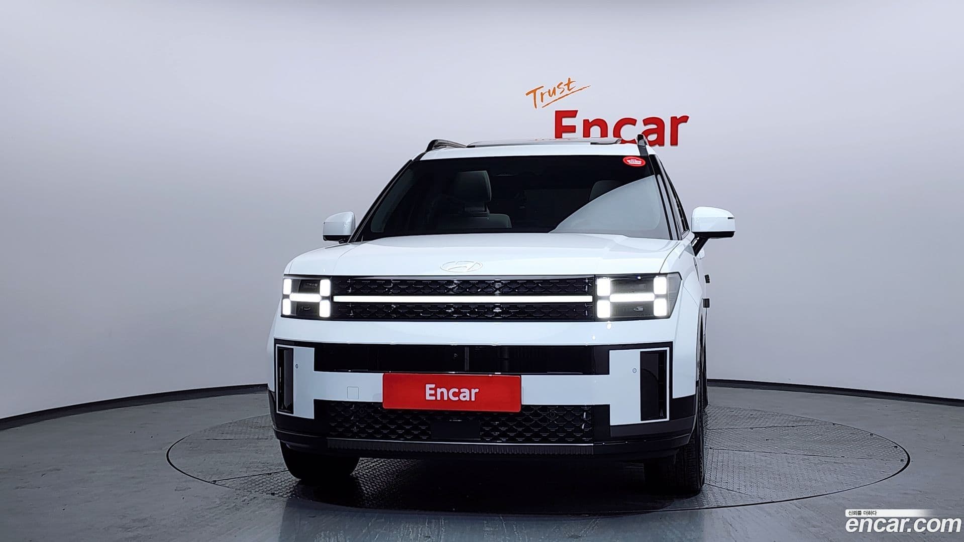 Main__Slider__Photo:Santafe Hyundai 2023.10-2