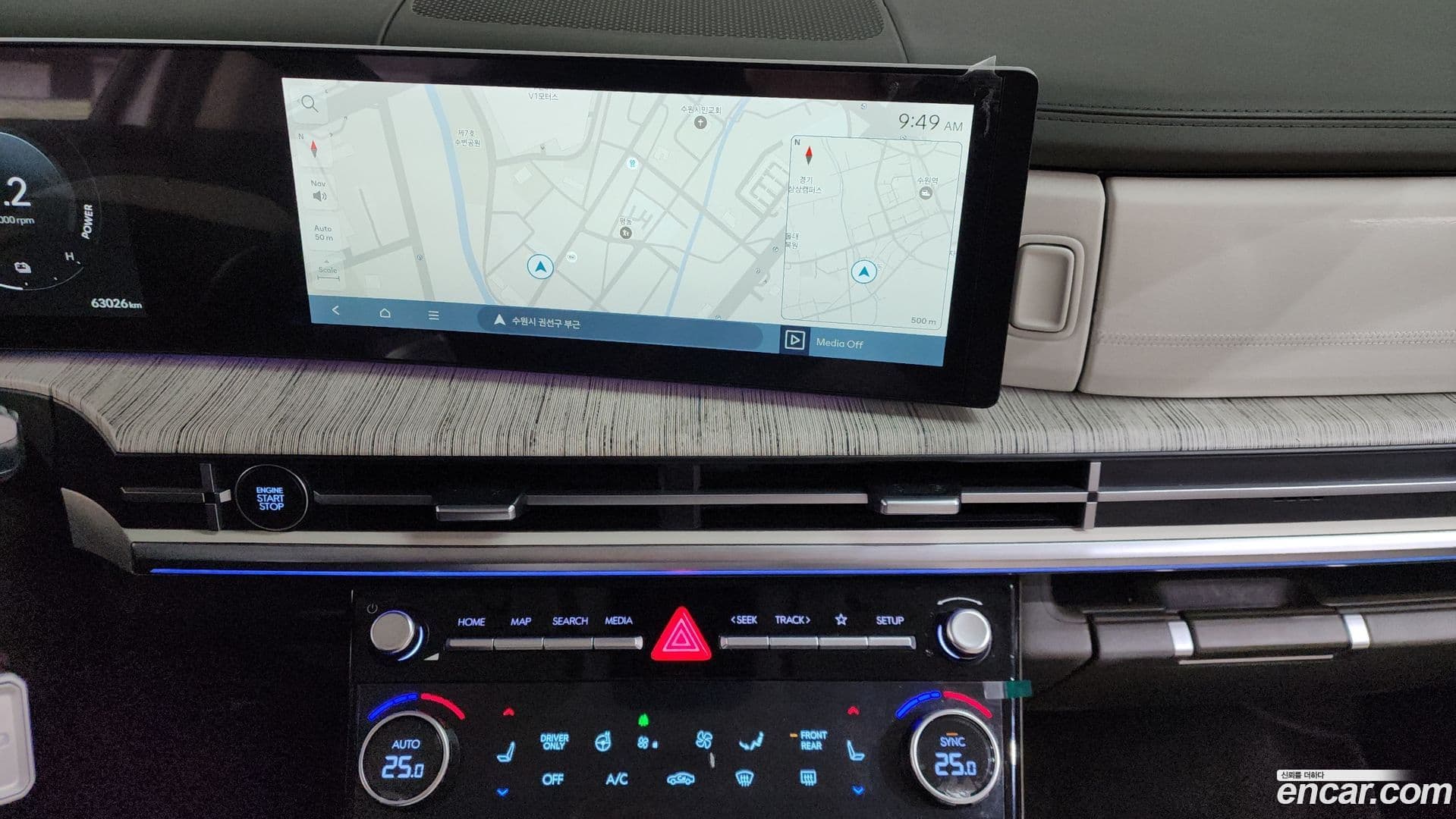 Main__Slider__Photo:Santafe Hyundai 2023.10-13