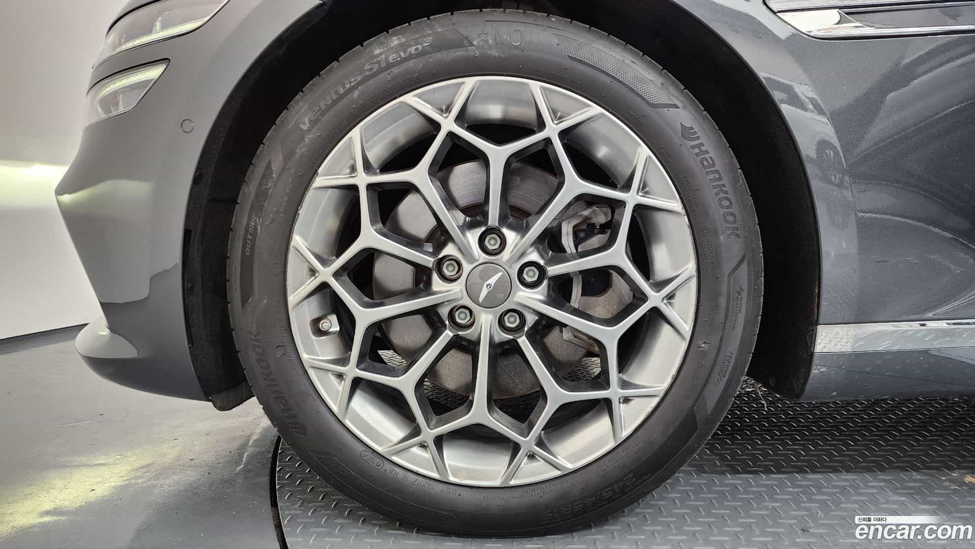 G80 Genesis 2020.6-OUTER-005