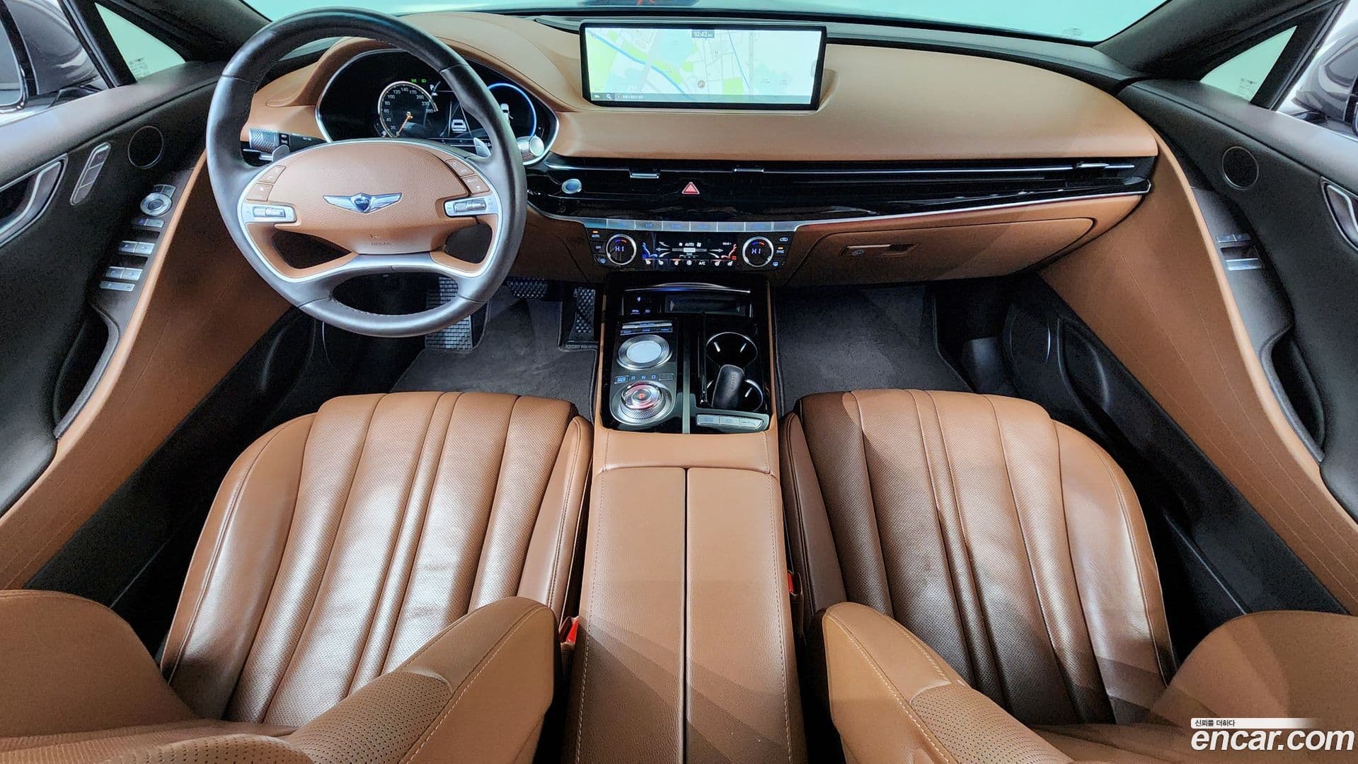 Main__Slider__Photo:G80 Genesis 2020.6-6