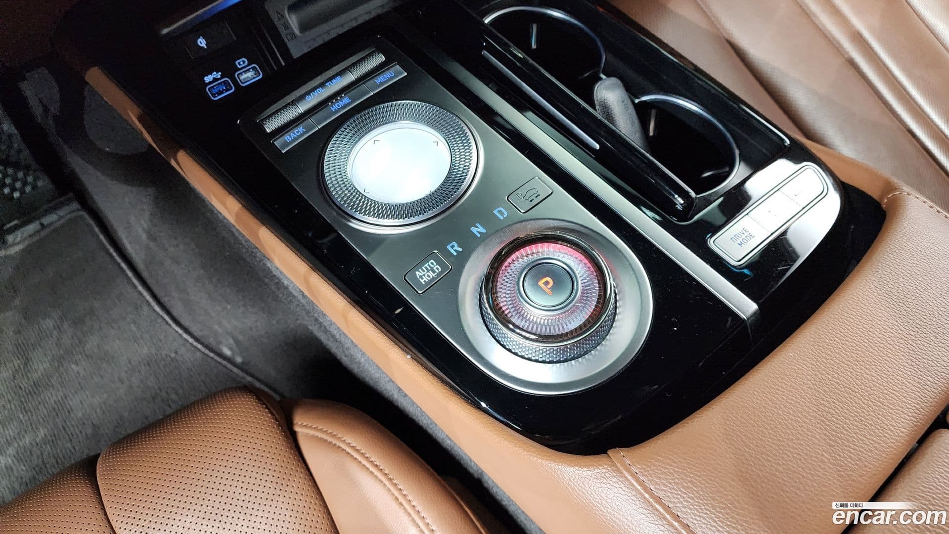 Main__Slider__Photo:G80 Genesis 2020.6-8