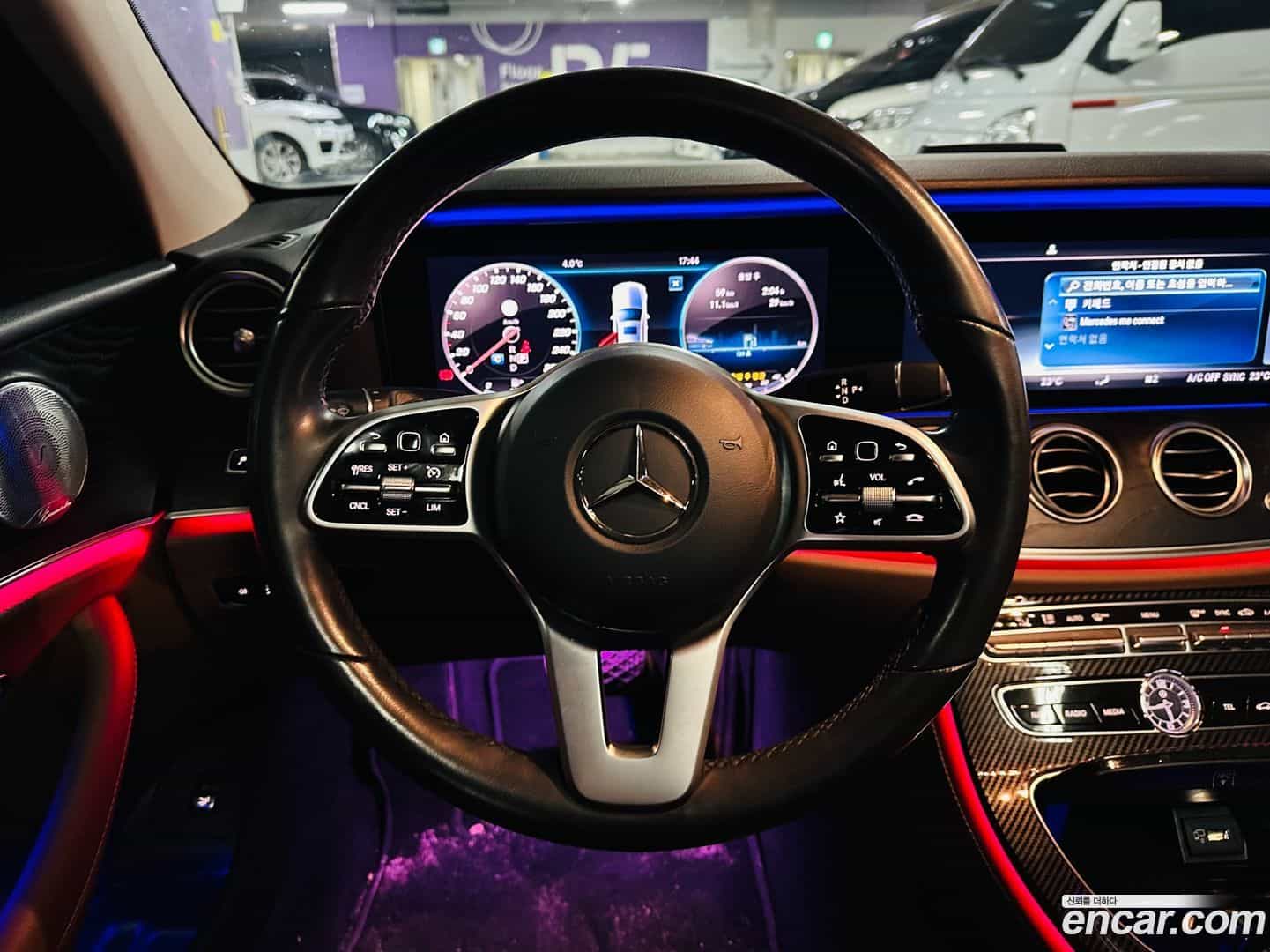 E-Class Mercedes-Benz 2019.3-INNER-006