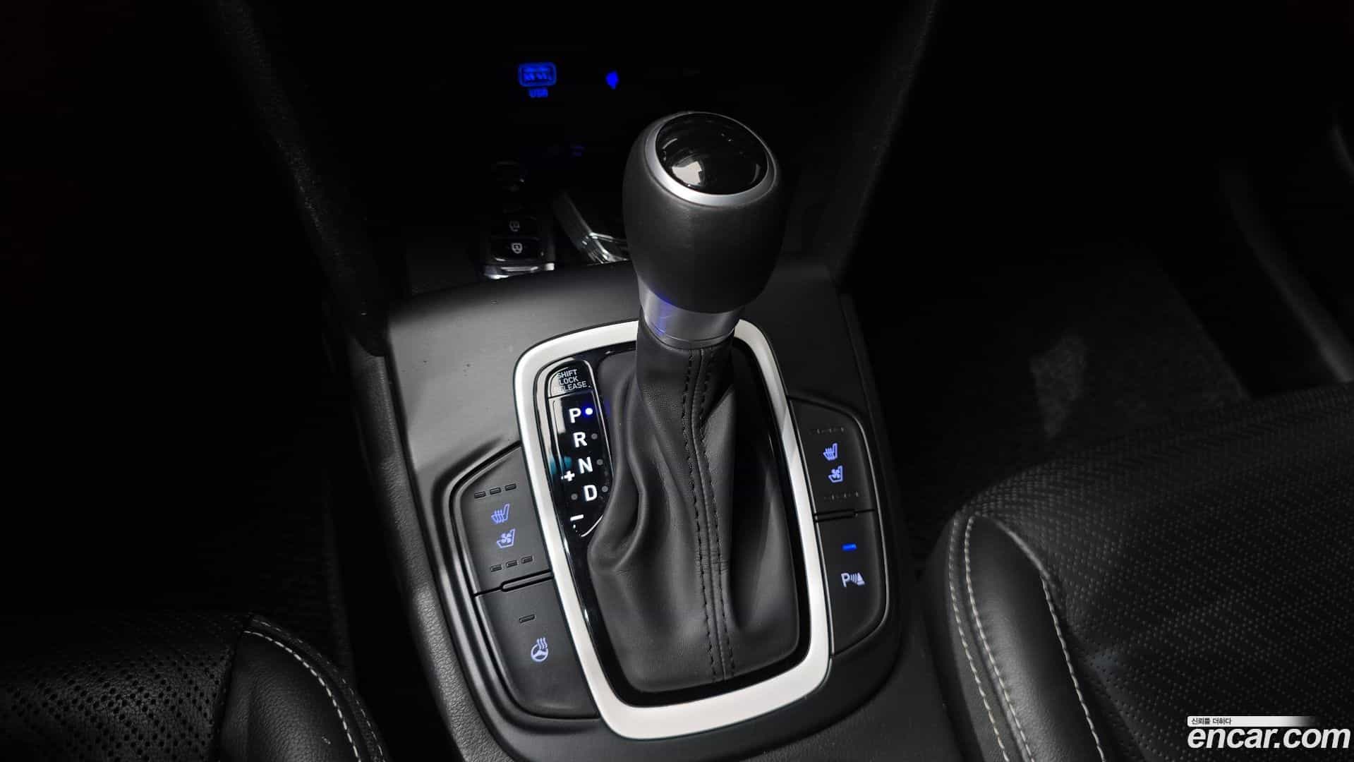 Kona Hyundai 2020.3-INNER-009