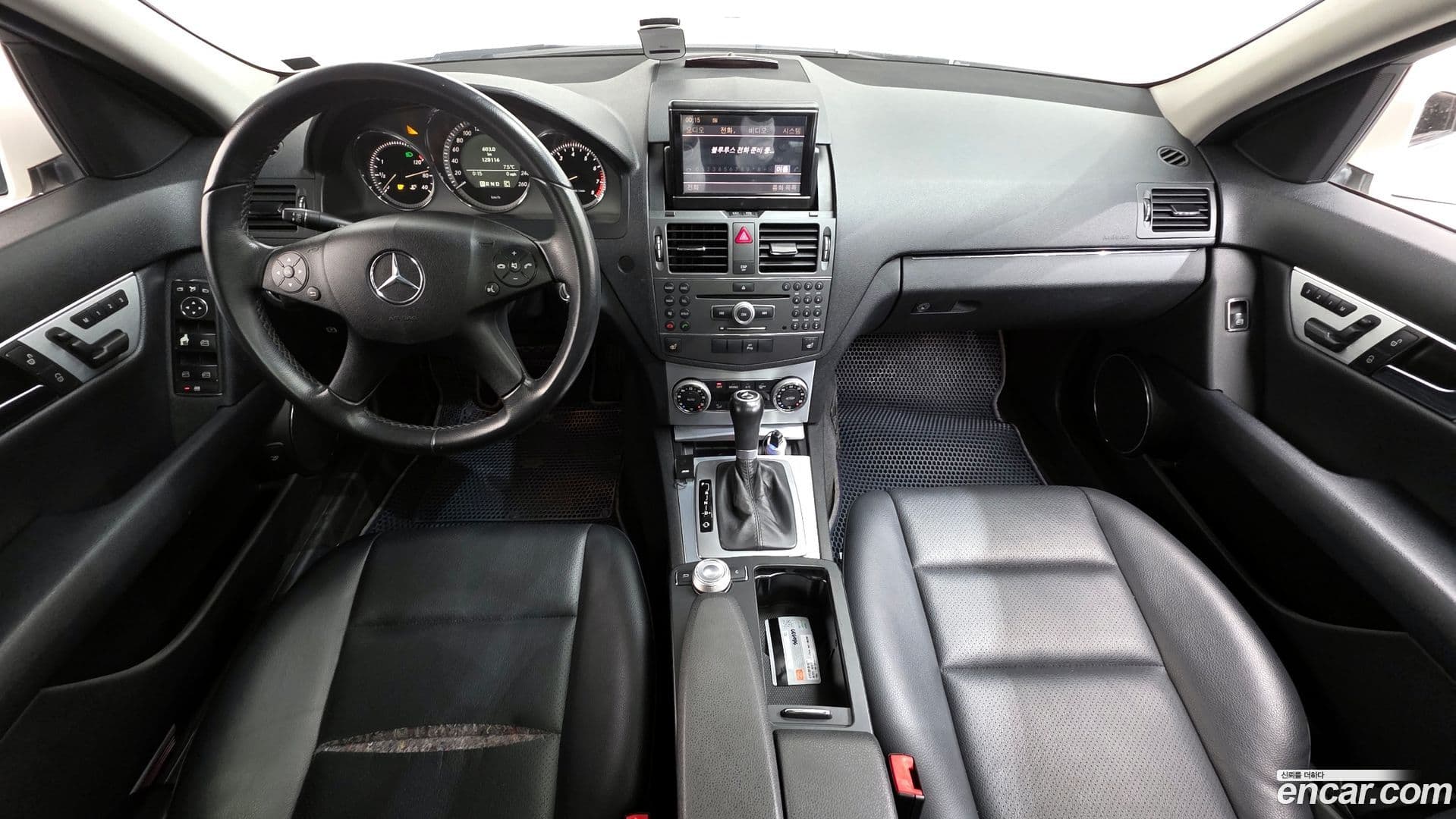 Main__Slider__Photo:C-Class Mercedes-Benz 2010.7-6