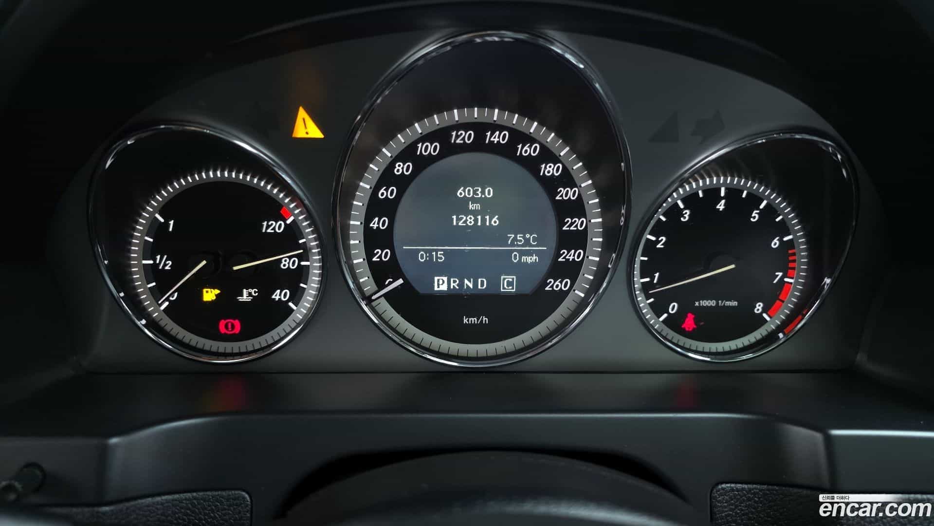 C-Class Mercedes-Benz 2010.7-INNER-008