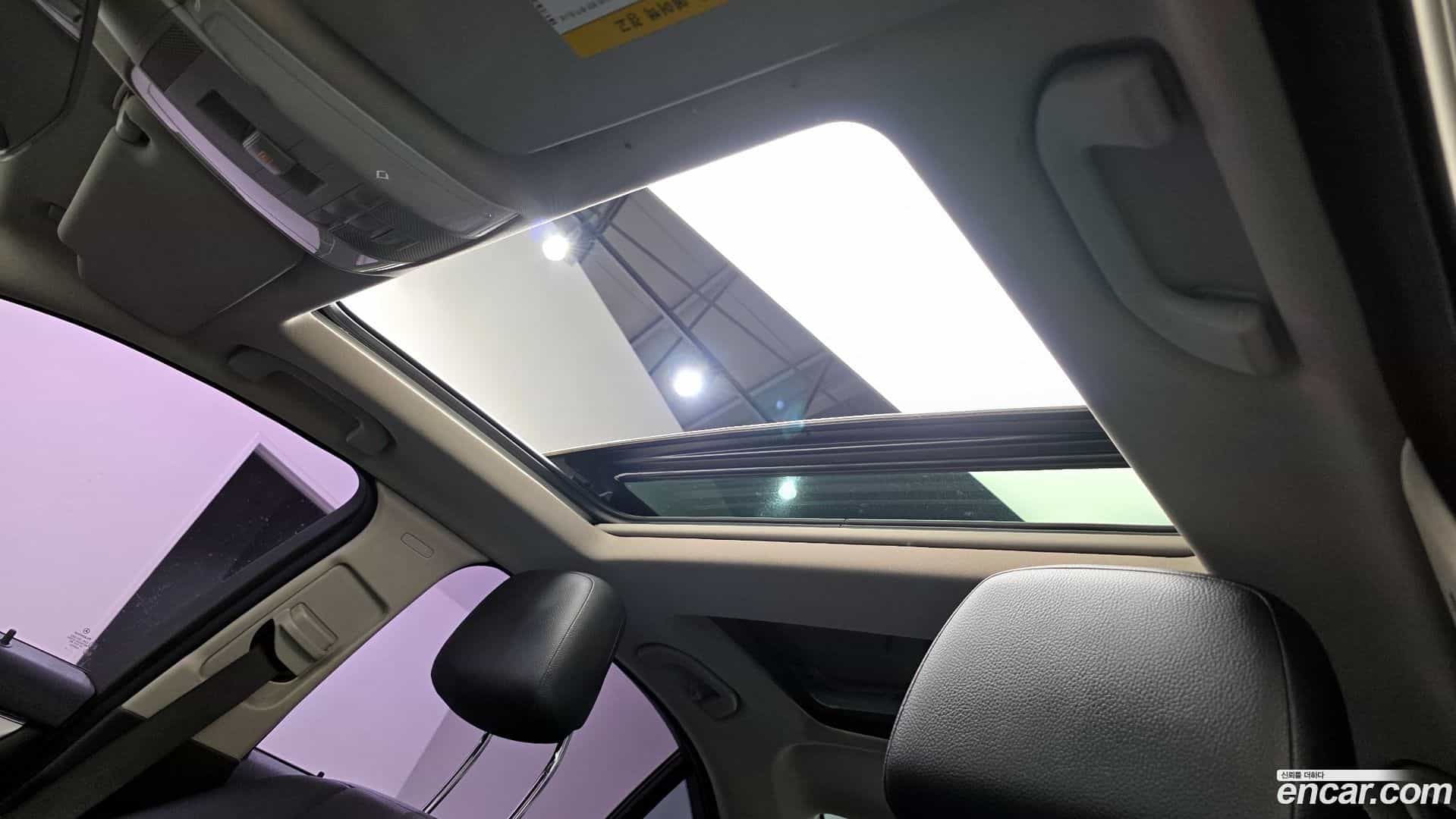 C-Class Mercedes-Benz 2010.7-OPTION-024