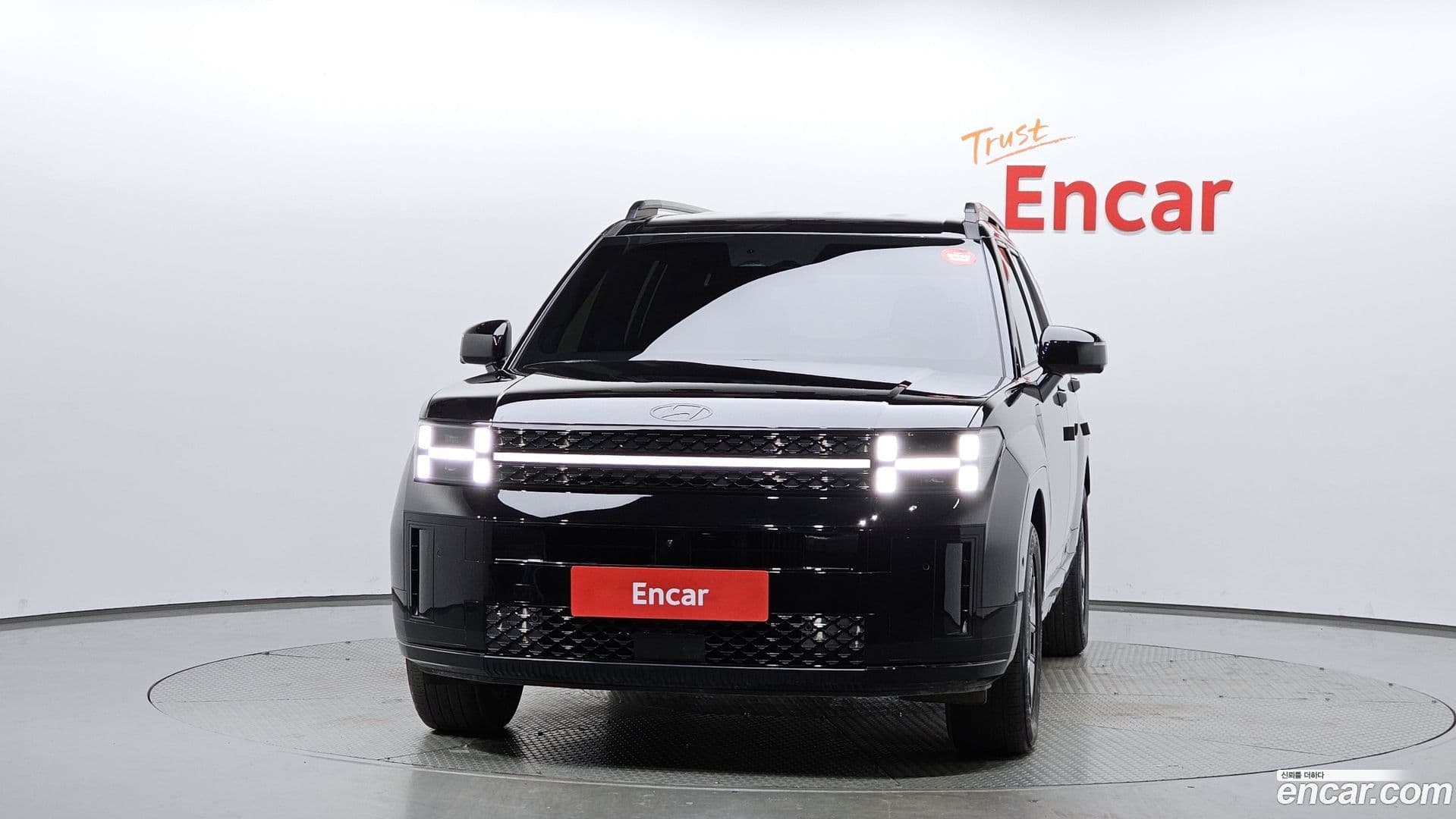 Main__Slider__Photo:Santafe Hyundai 2024.5-2