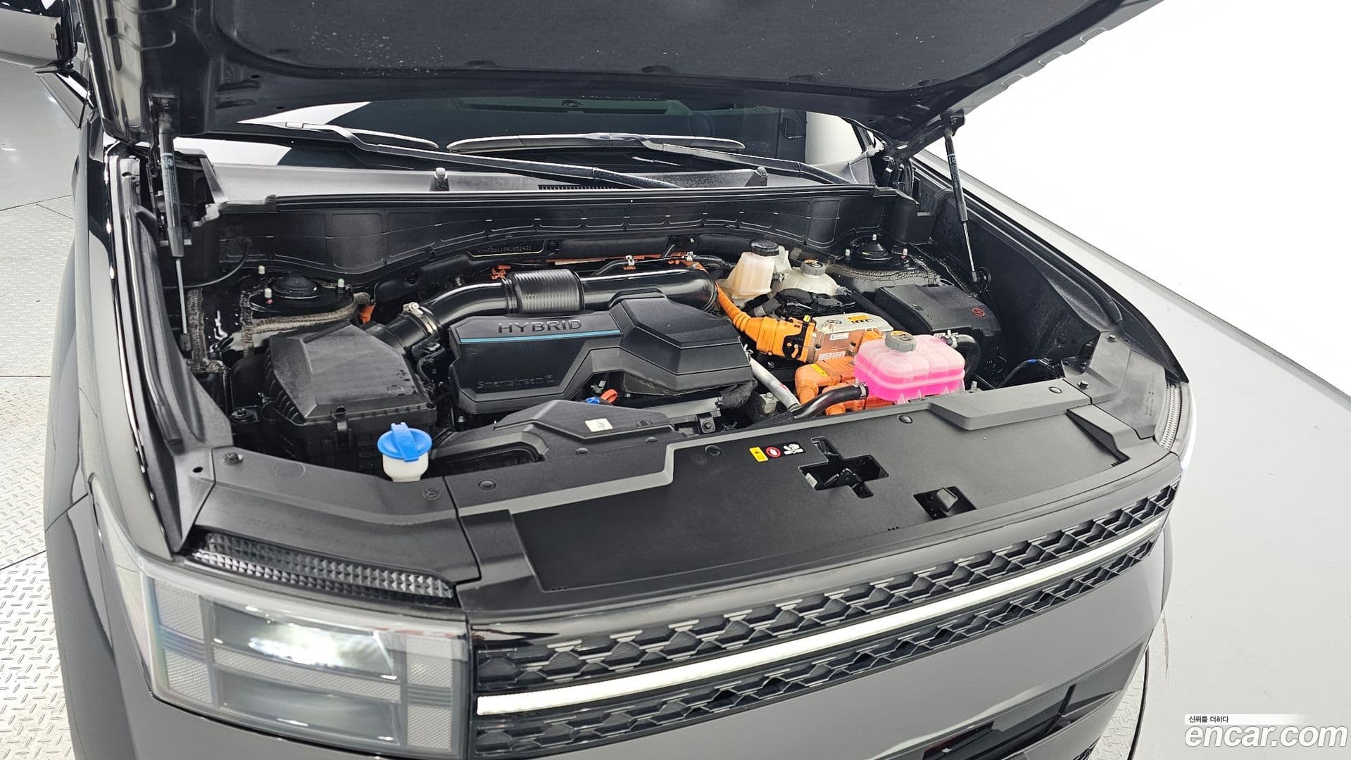 Main__Slider__Photo:Santafe Hyundai 2024.5-5