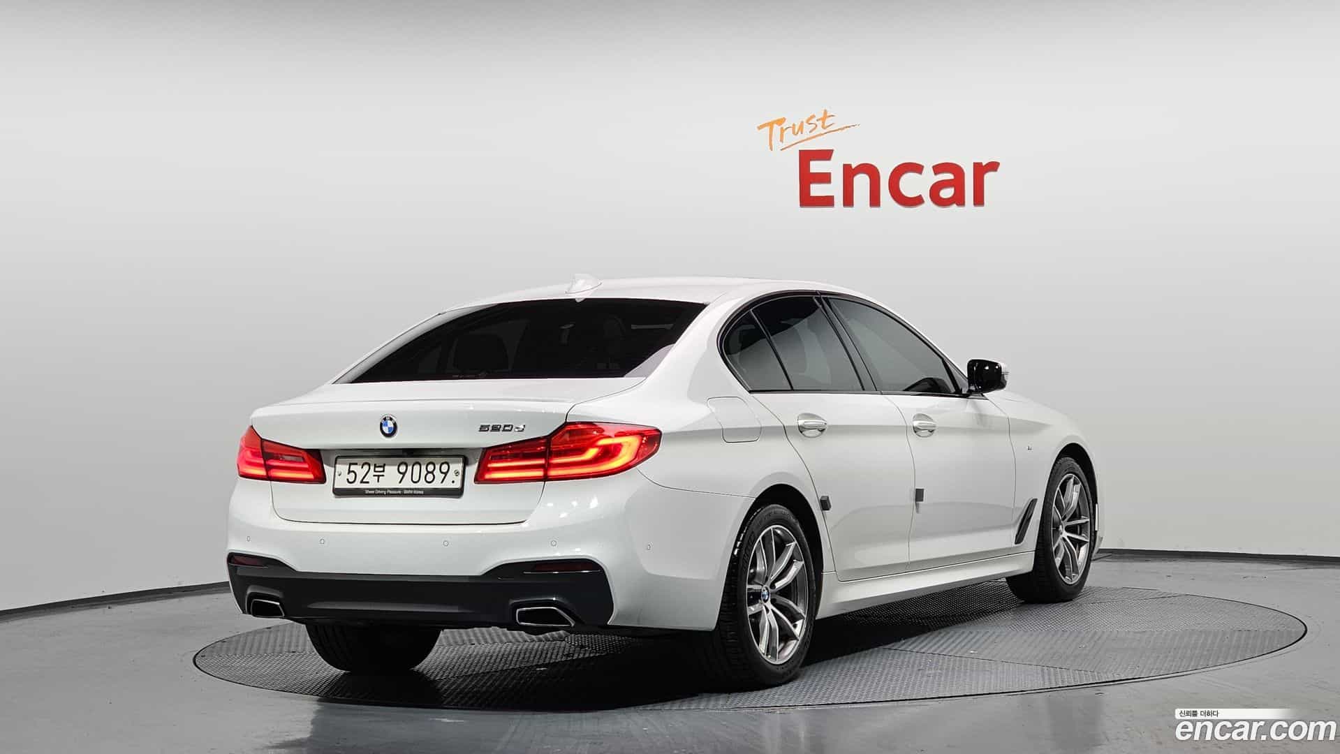 5-Series BMW 2017.2-OUTER-002