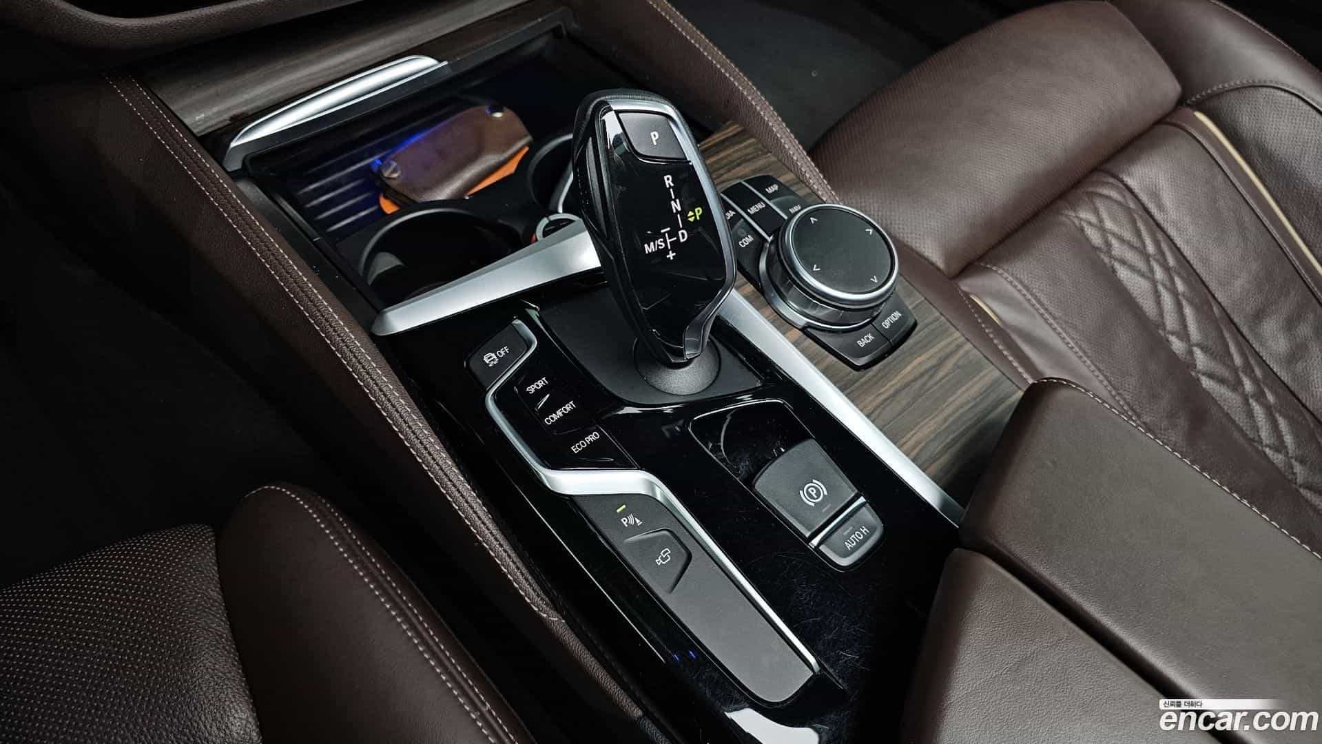 5-Series BMW 2017.2-INNER-009