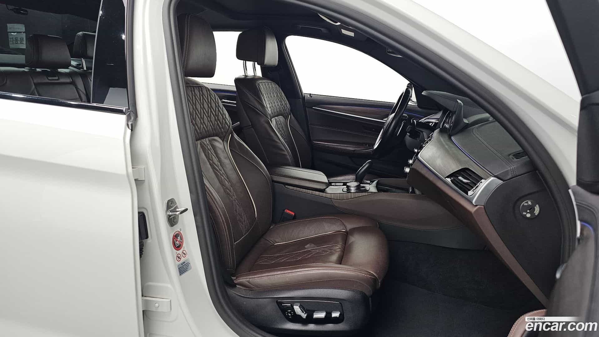 5-Series BMW 2017.2-INNER-010