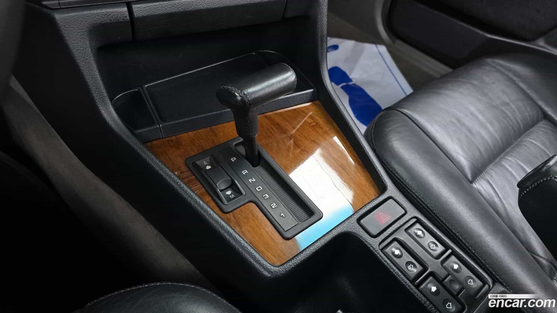 5-Series BMW 1990.11-INNER-009