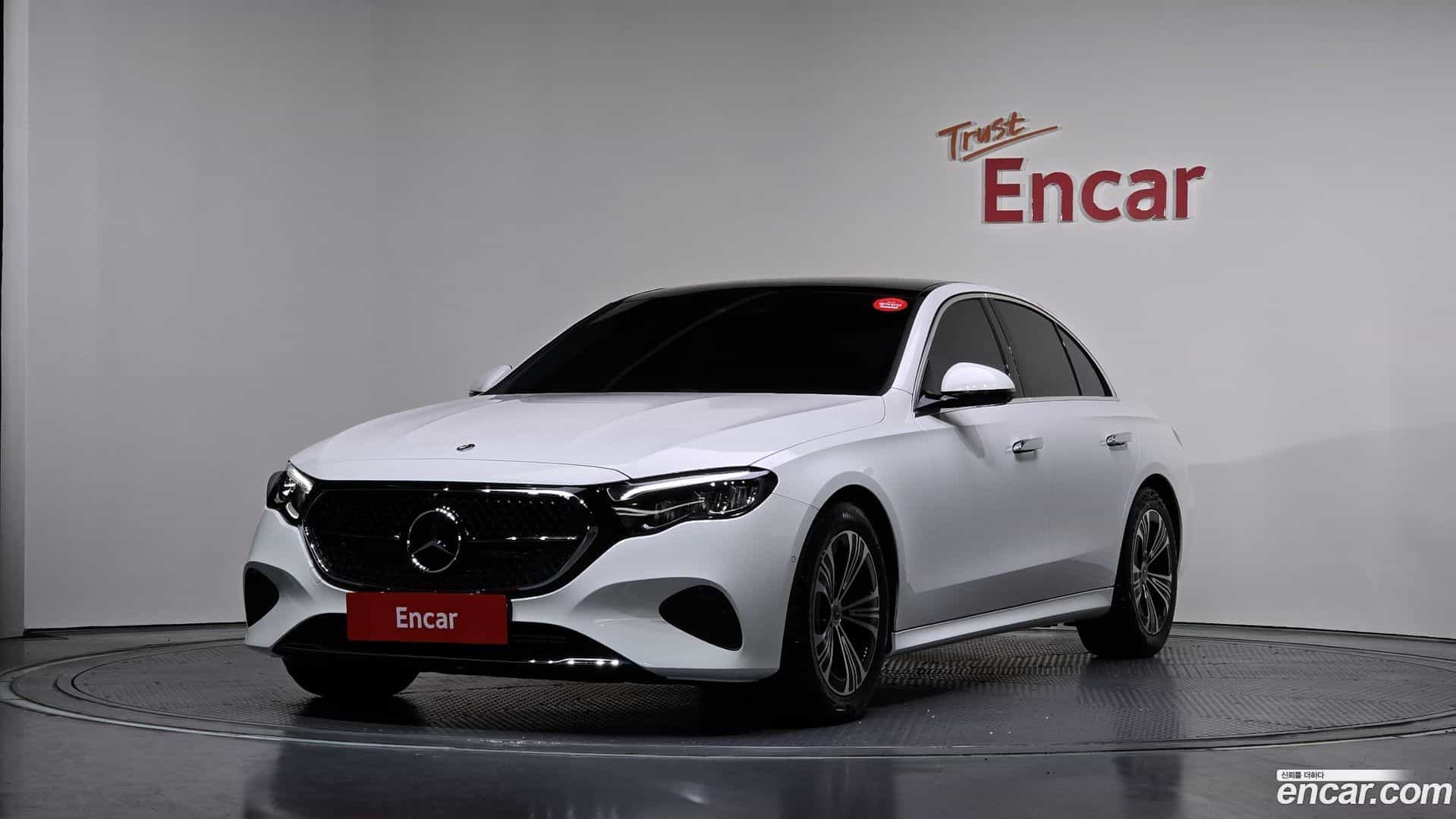 E-Class Mercedes-Benz 2025.2-OUTER-001