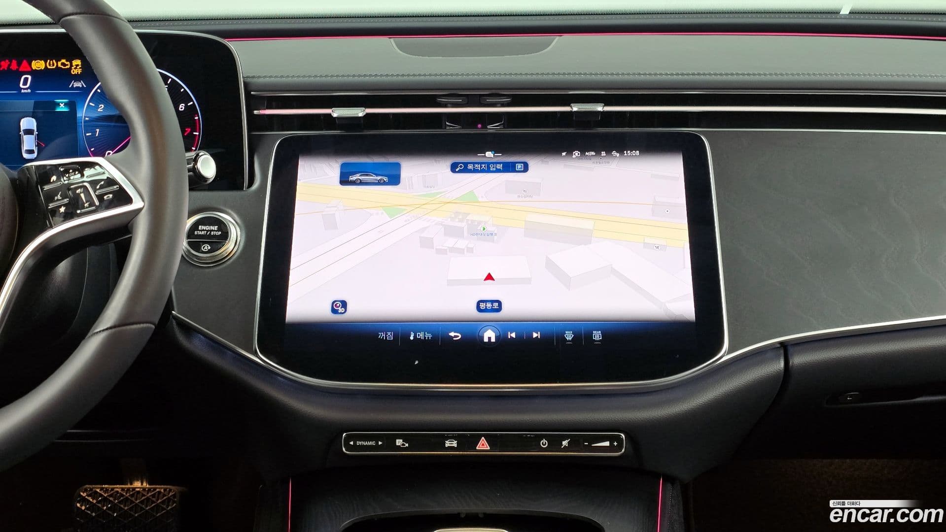 Main__Slider__Photo:E-Class Mercedes-Benz 2025.2-13