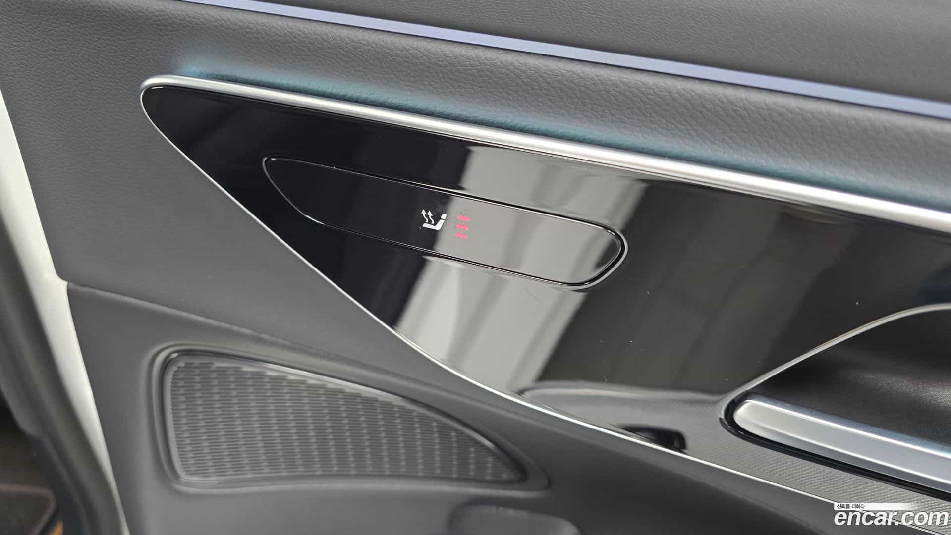 E-Class Mercedes-Benz 2025.2-OPTION-023