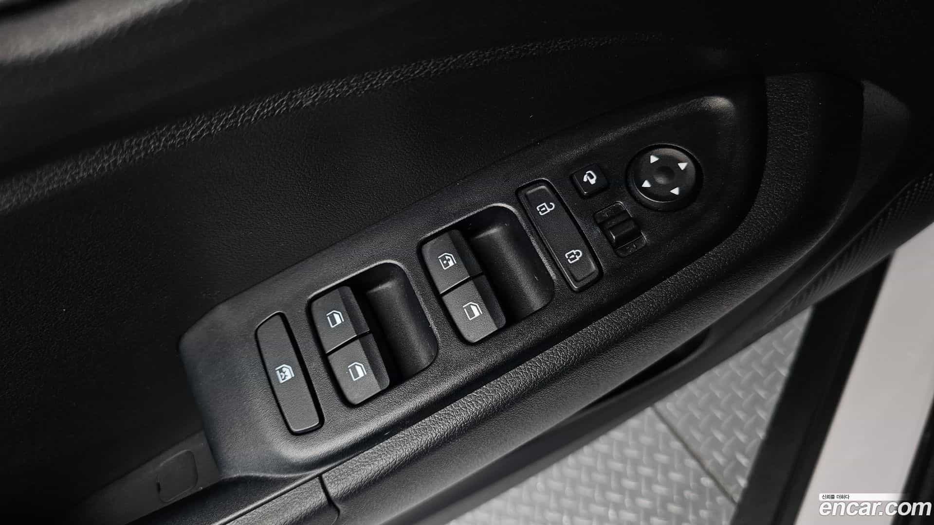 Venue Hyundai 2019.8-OPTION-017