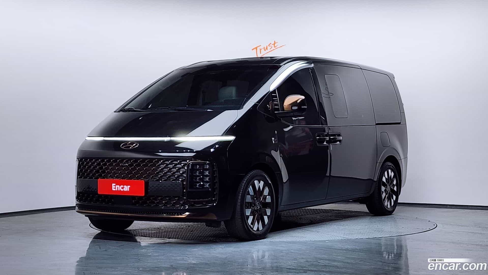 Staria Hyundai 2023.11-OUTER-001