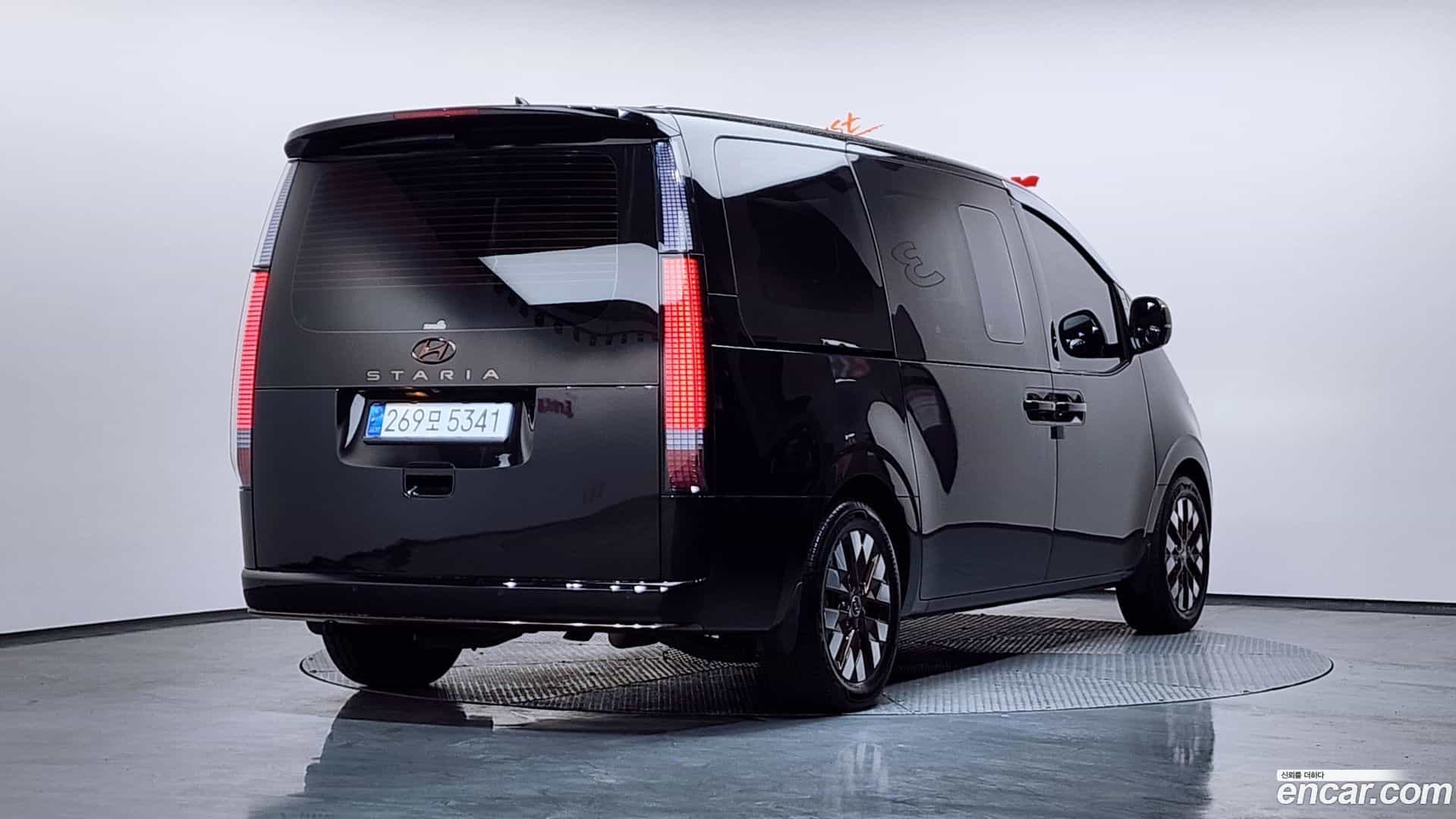 Staria Hyundai 2023.11-OUTER-002