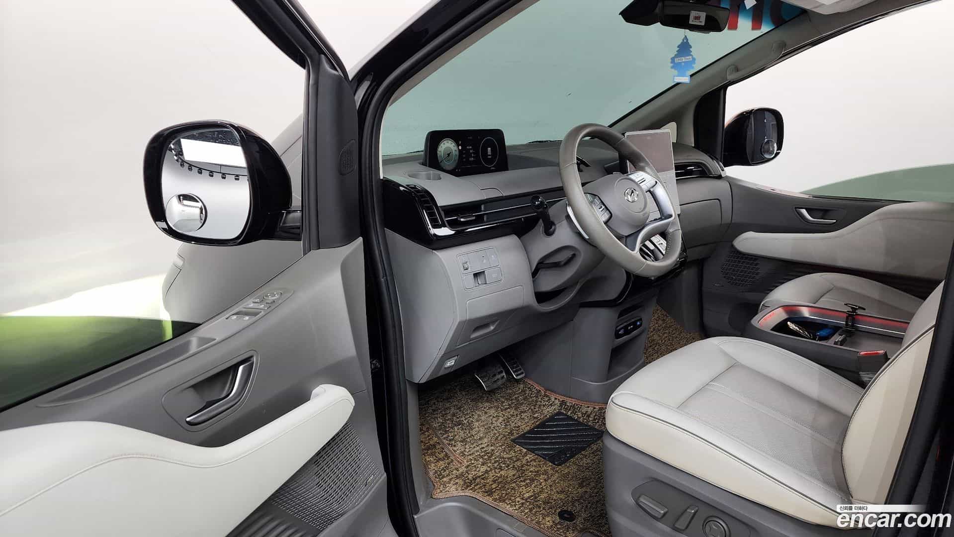 Staria Hyundai 2023.11-INNER-010