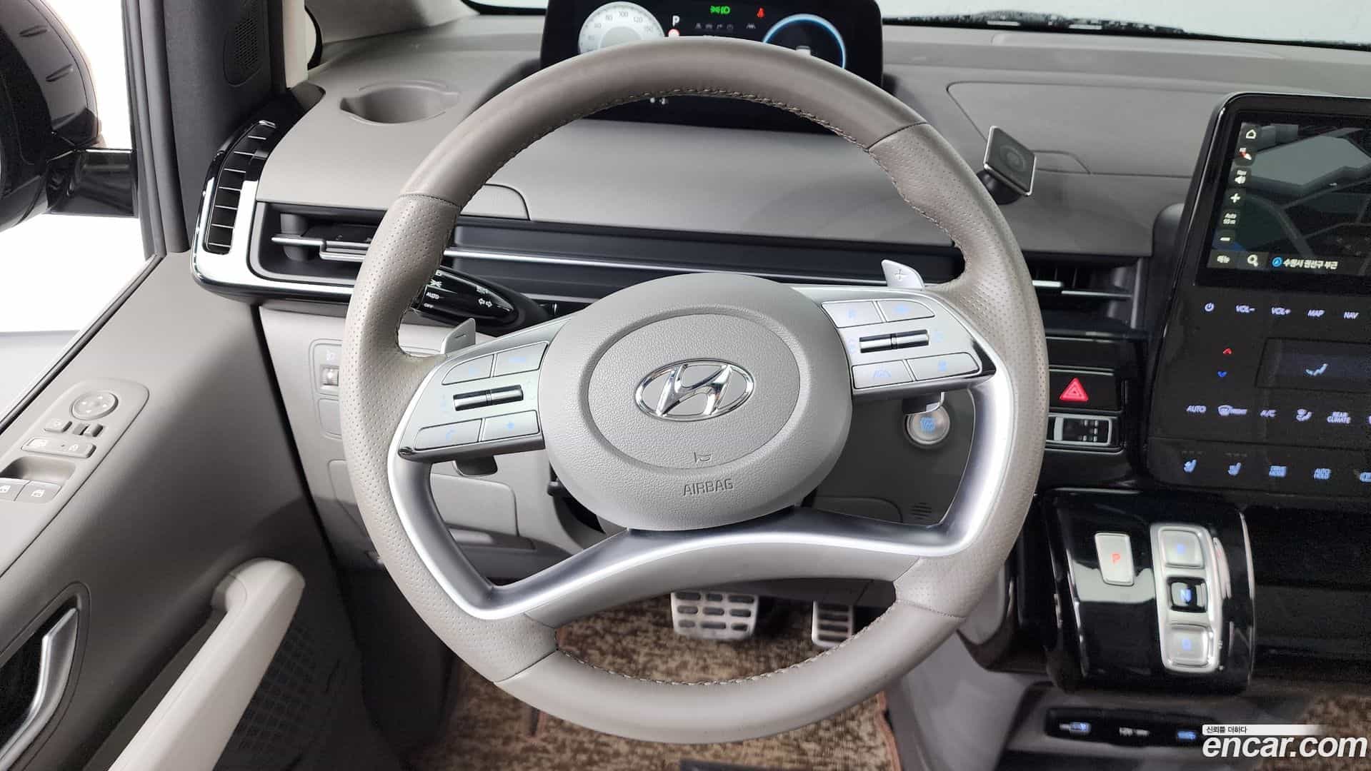 Staria Hyundai 2023.11-OPTION-017