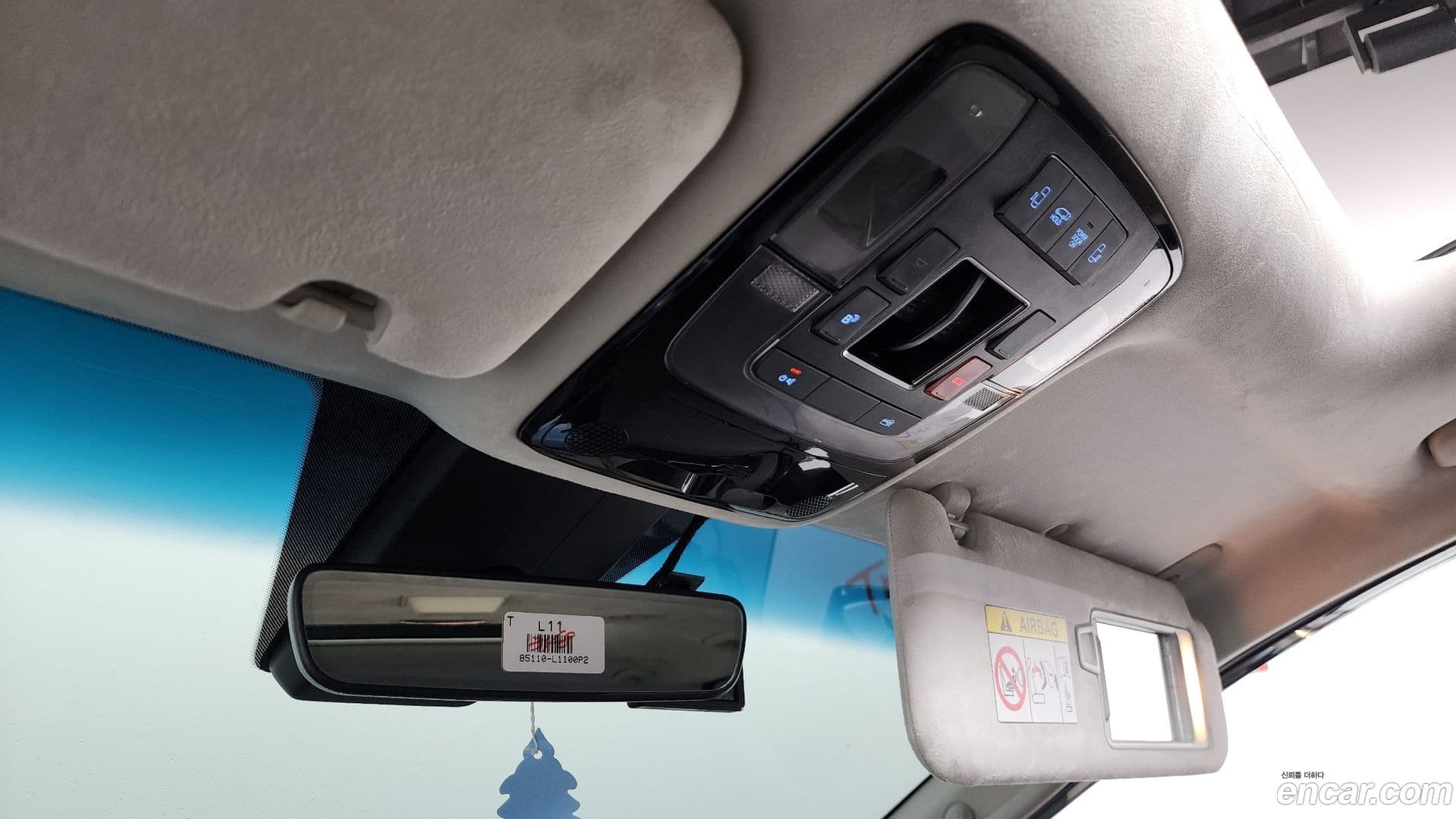 Main__Slider__Photo:Staria Hyundai 2023.11-16