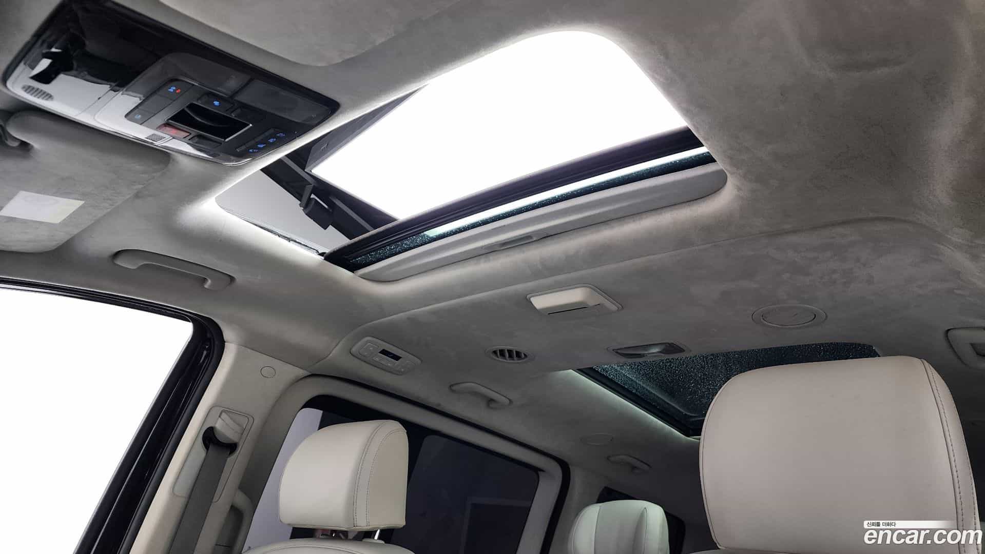 Staria Hyundai 2023.11-OPTION-022