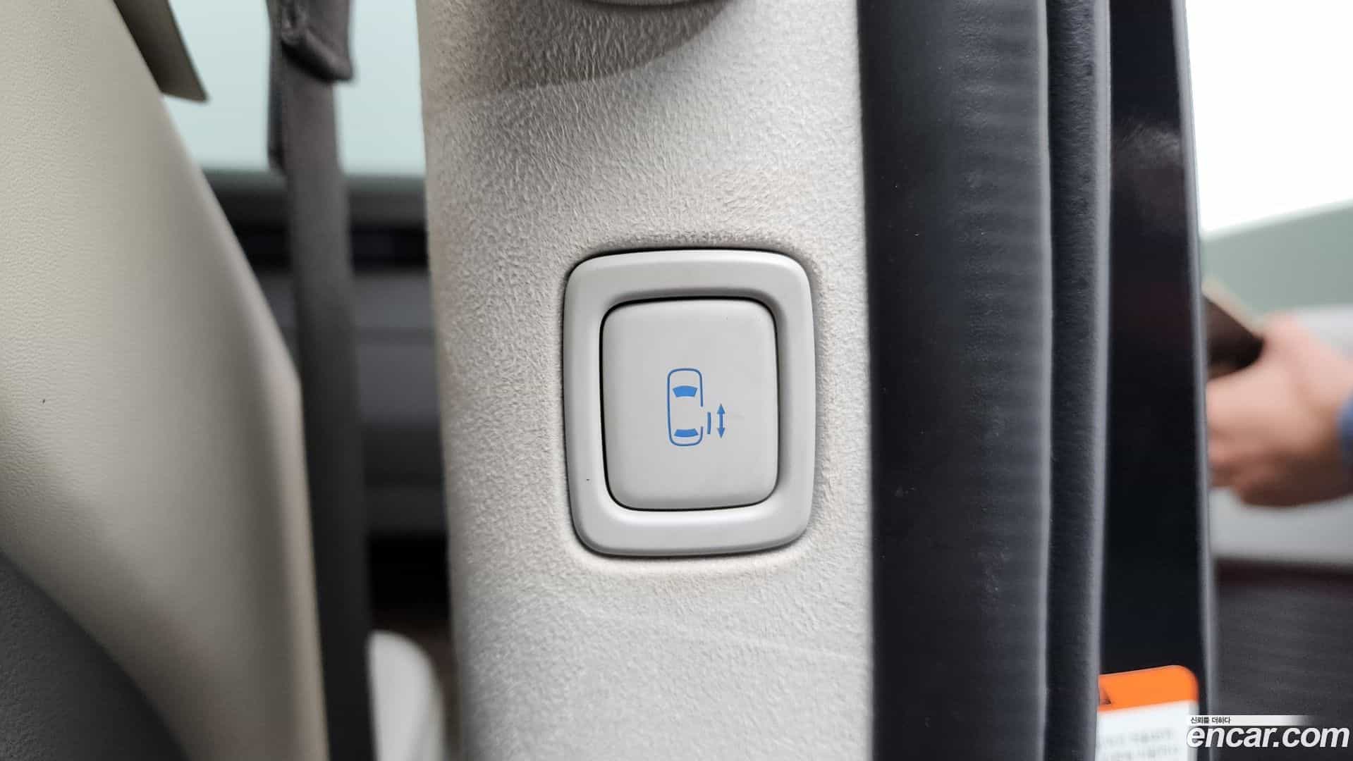 Staria Hyundai 2023.11-OPTION-023