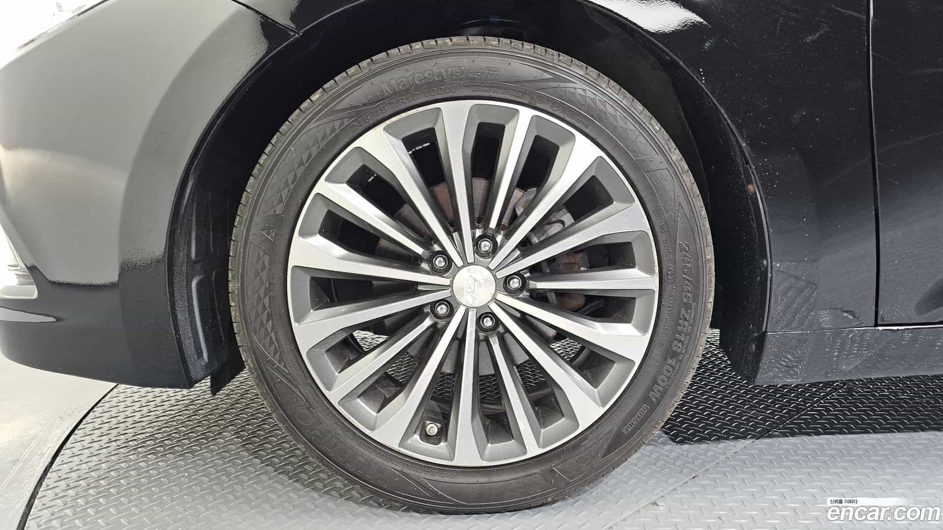 Grandeur Hyundai 2013.7-OUTER-005