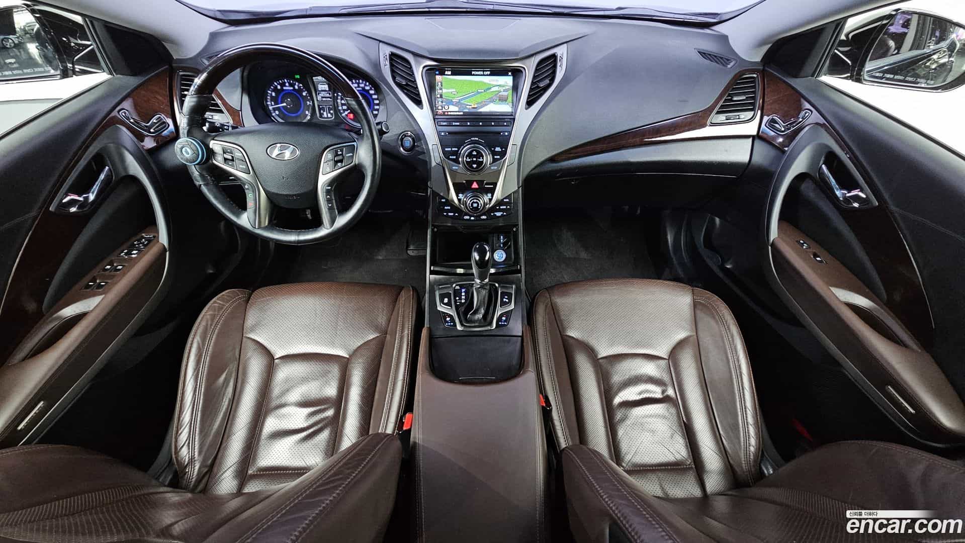 Grandeur Hyundai 2013.7-INNER-007