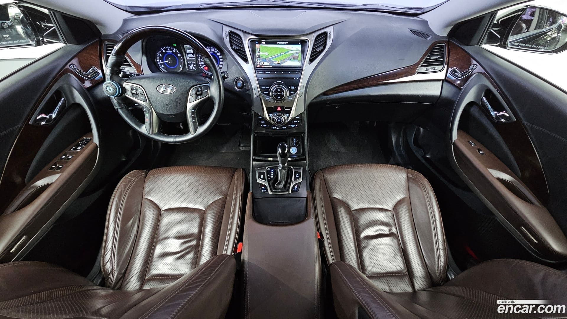 Main__Slider__Photo:Grandeur Hyundai 2013.7-6