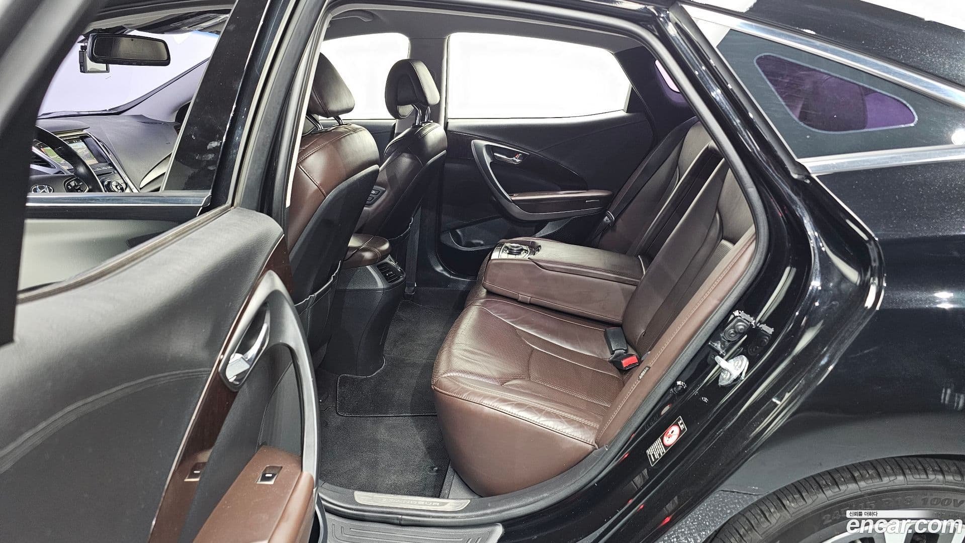 Main__Slider__Photo:Grandeur Hyundai 2013.7-10