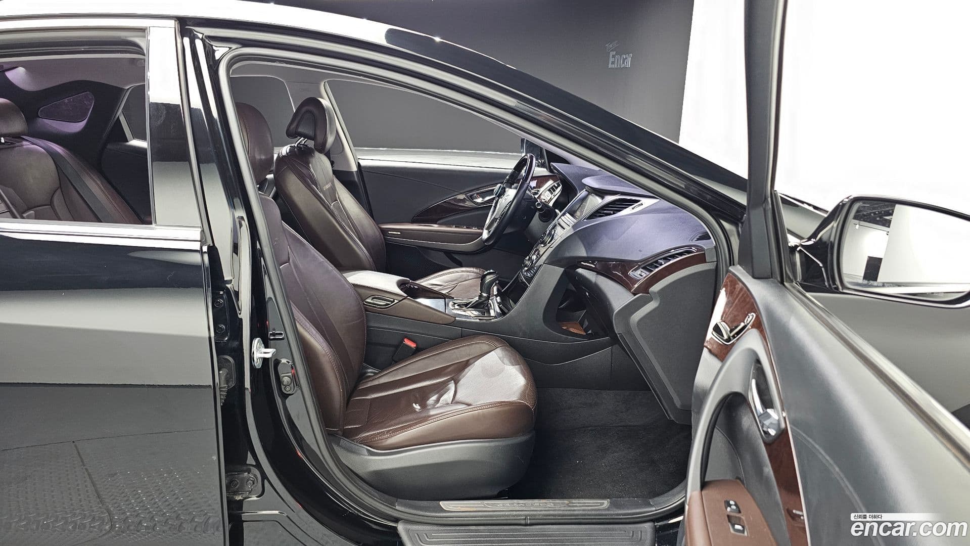 Main__Slider__Photo:Grandeur Hyundai 2013.7-11