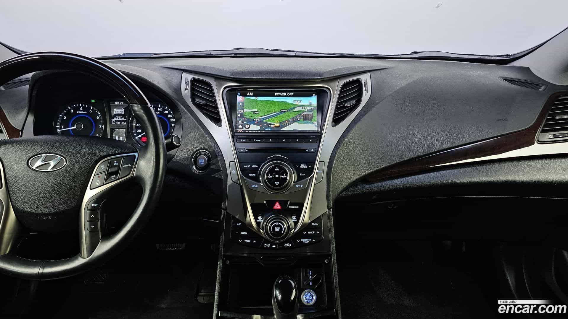 Grandeur Hyundai 2013.7-OPTION-021