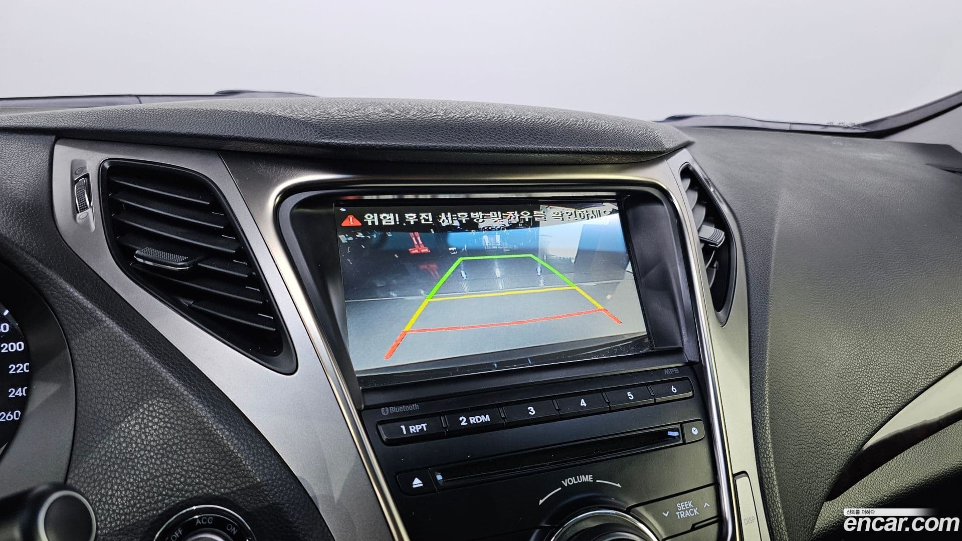 Main__Slider__Photo:Grandeur Hyundai 2013.7-17