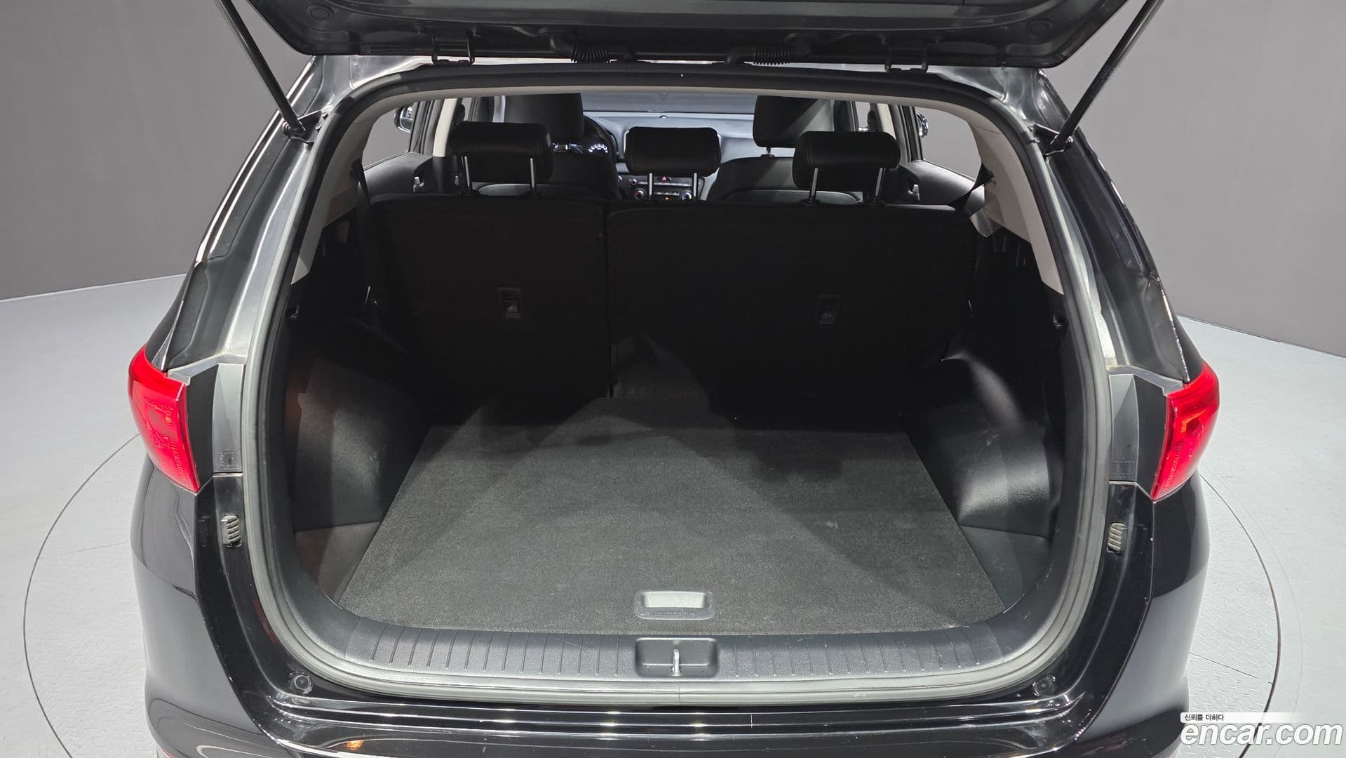 Main__Slider__Photo:Sportage Kia 2017.6-19