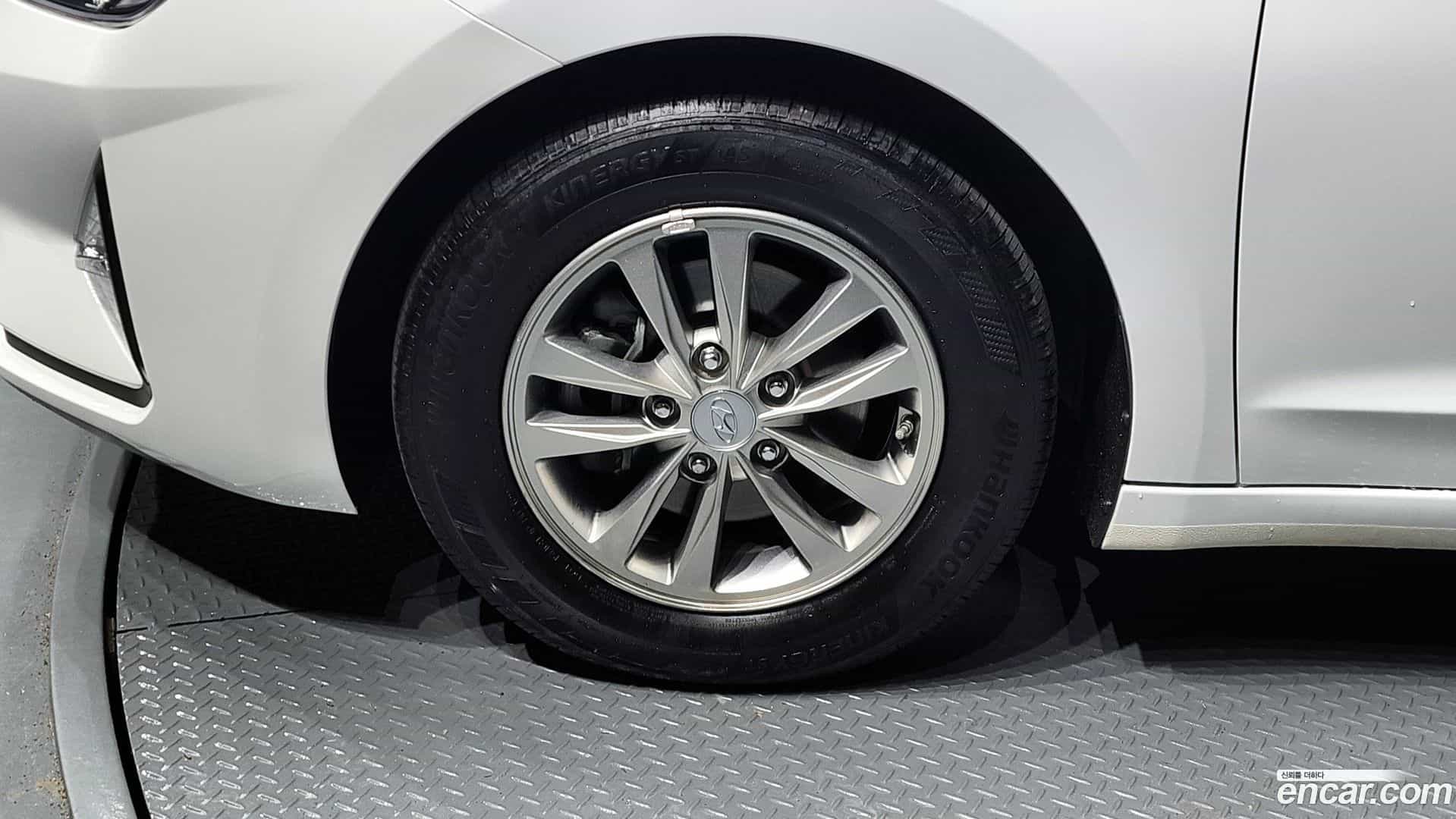 AVANTE Hyundai 2019.3-OUTER-005