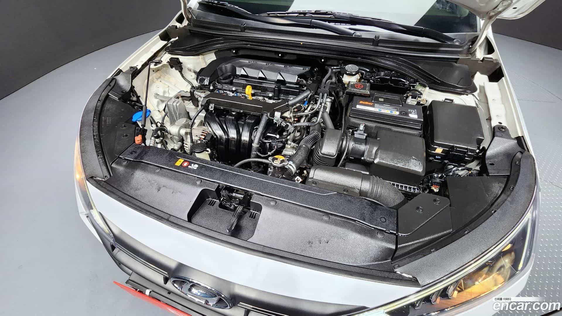 AVANTE Hyundai 2019.3-INNER-006