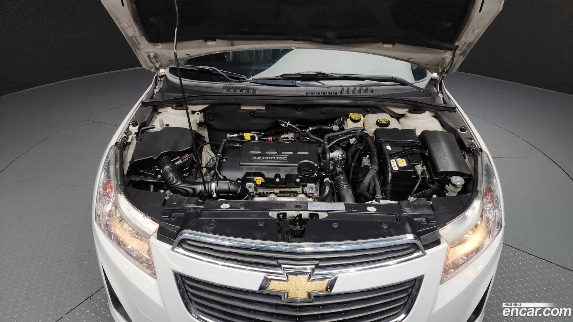 Cruze Chevrolet 2013.11-INNER-006