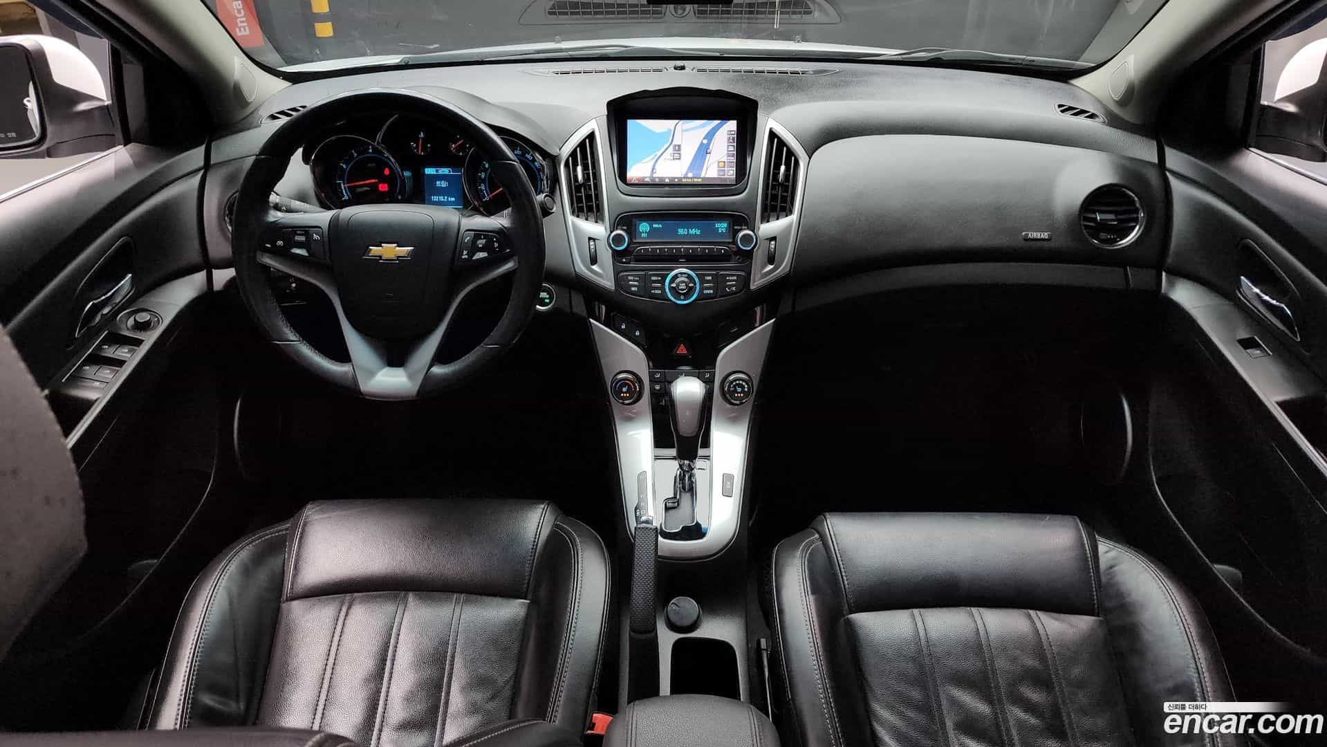 Cruze Chevrolet 2013.11-INNER-007