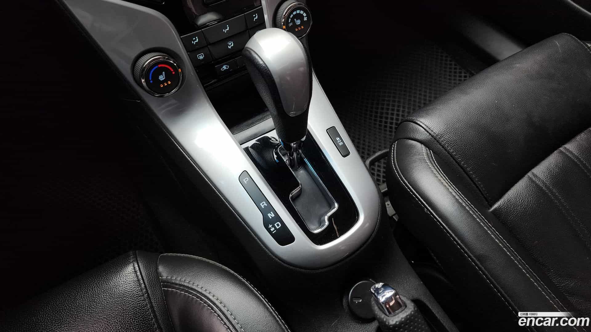 Cruze Chevrolet 2013.11-INNER-009