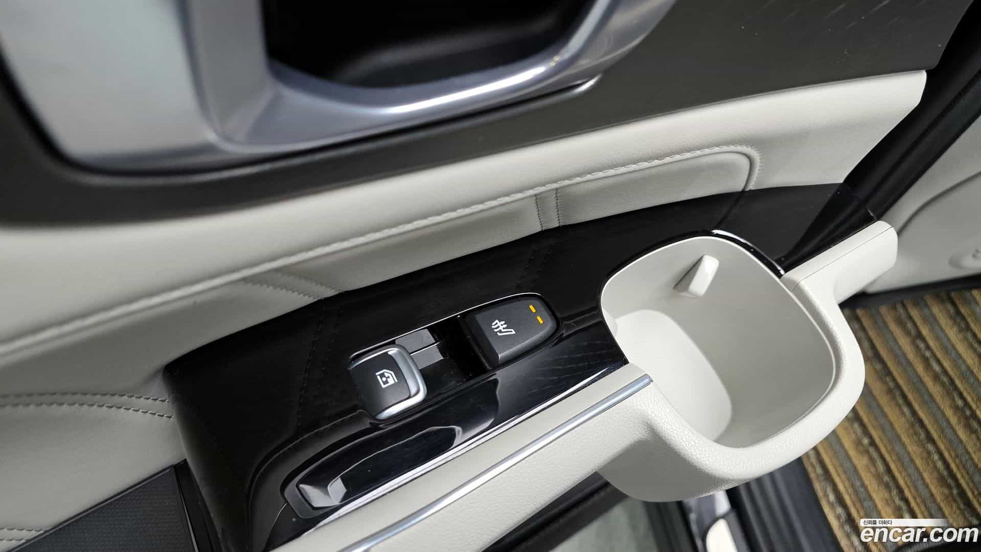 Sorento Kia 2021.8-OPTION-022