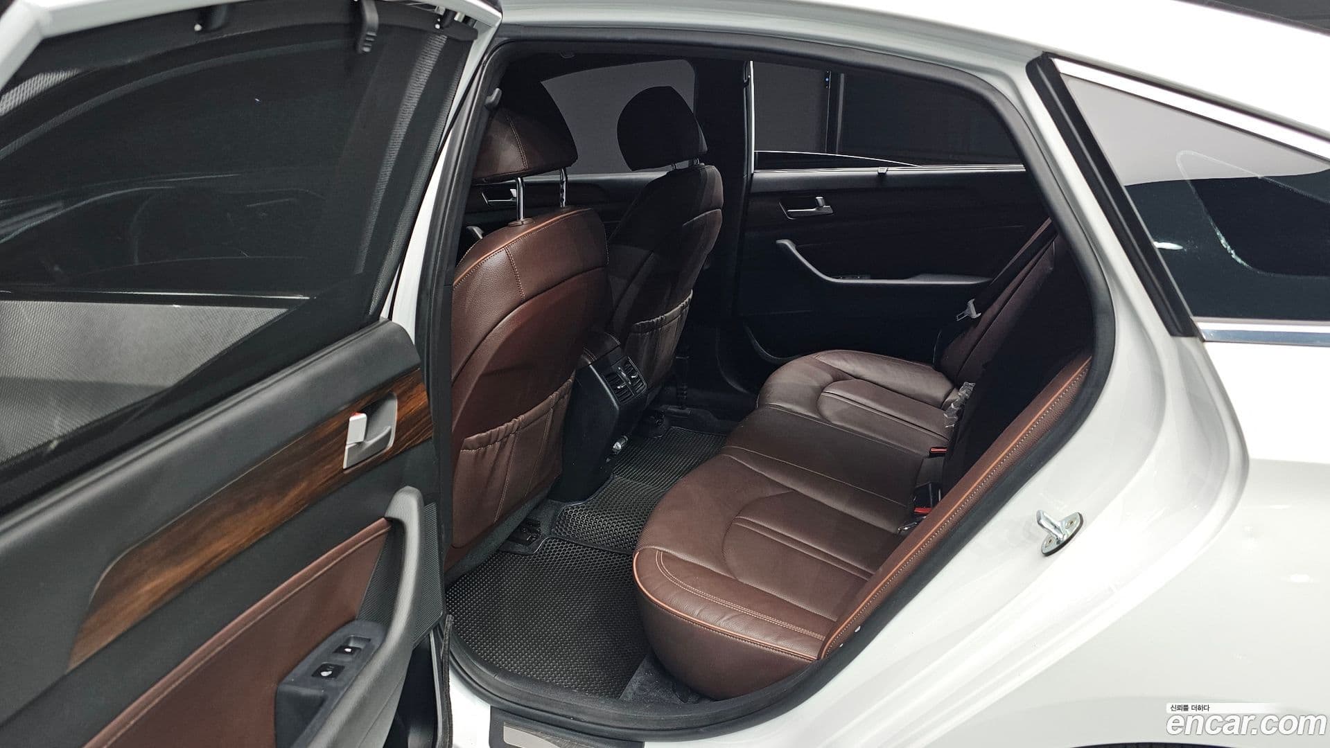 Main__Slider__Photo:Sonata Hyundai 2017.4-11