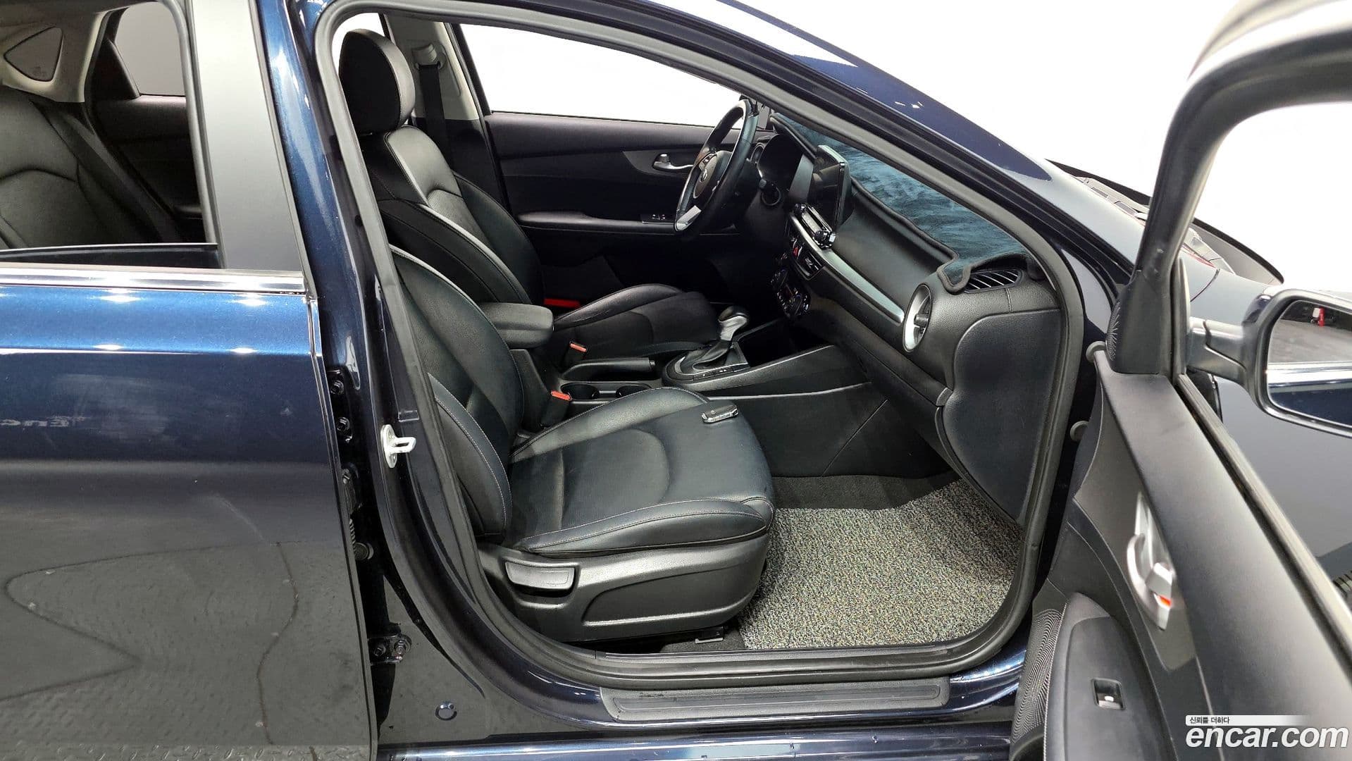 Main__Slider__Photo:K3 Kia 2018.10-10