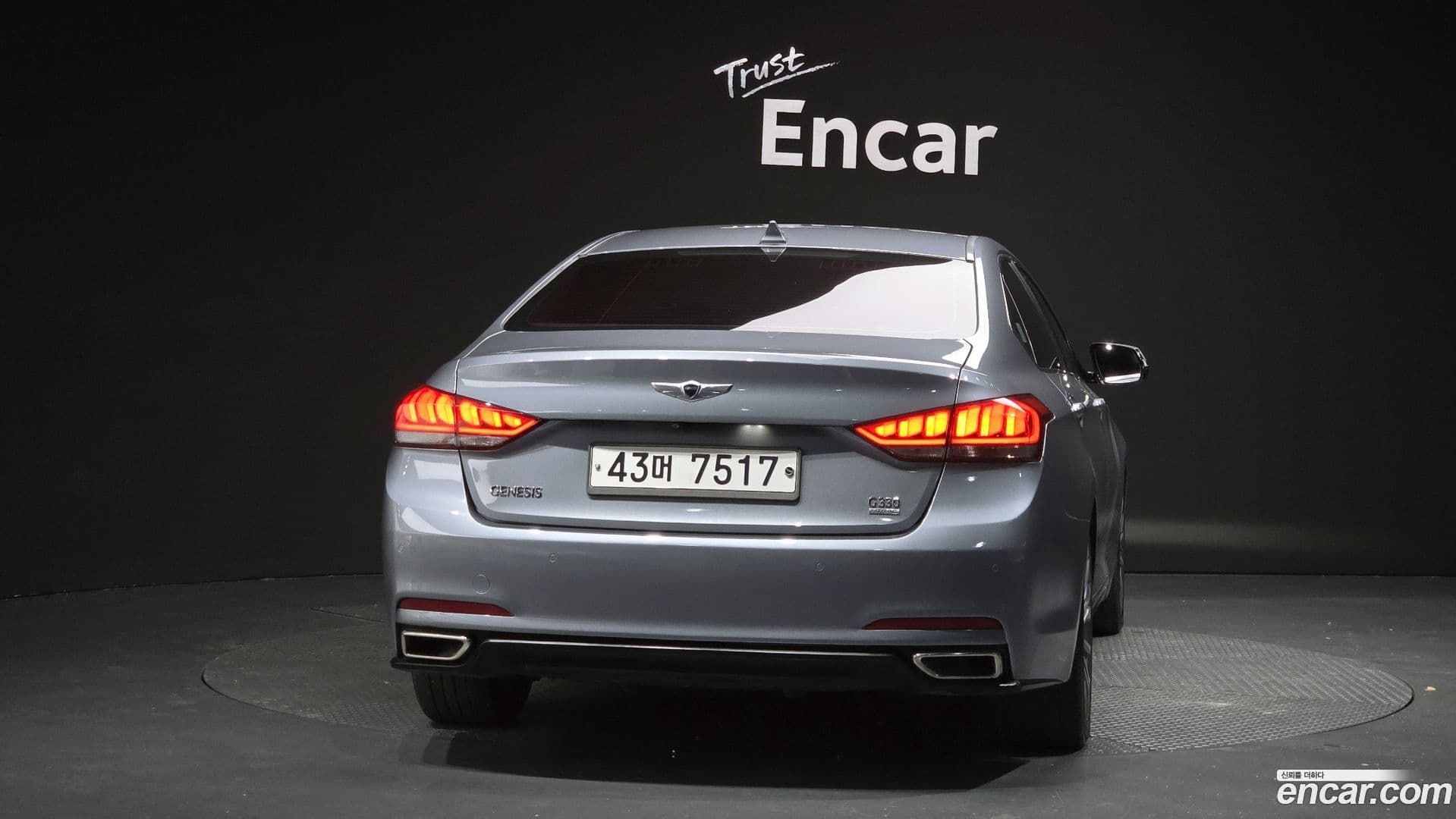 Main__Slider__Photo:Genesis Hyundai 2015.3-3