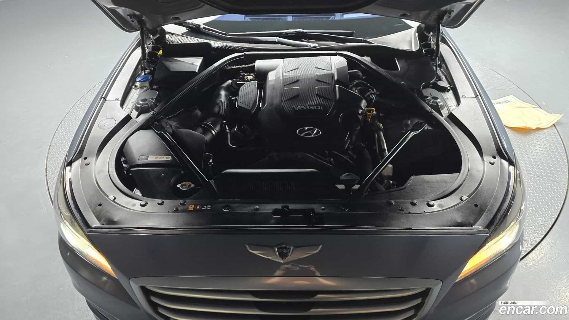 Genesis Hyundai 2015.3-INNER-006