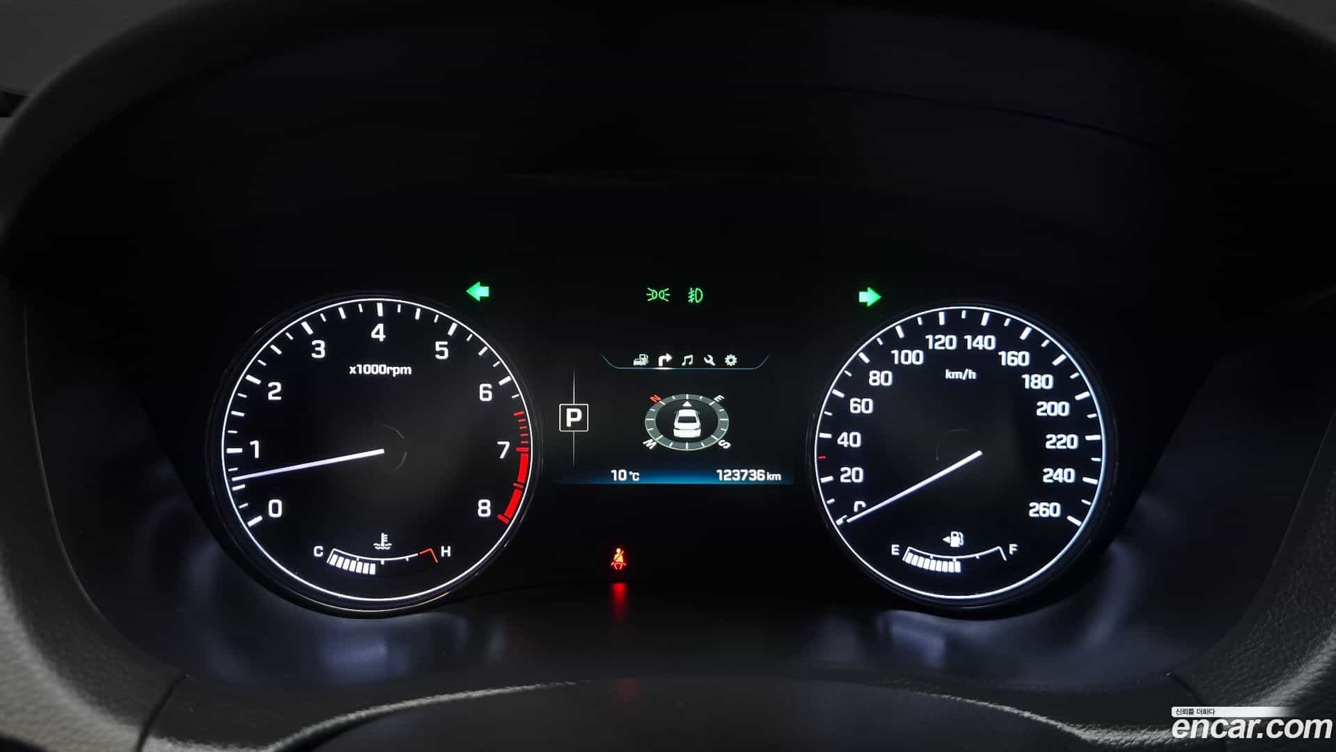 Genesis Hyundai 2015.3-INNER-008