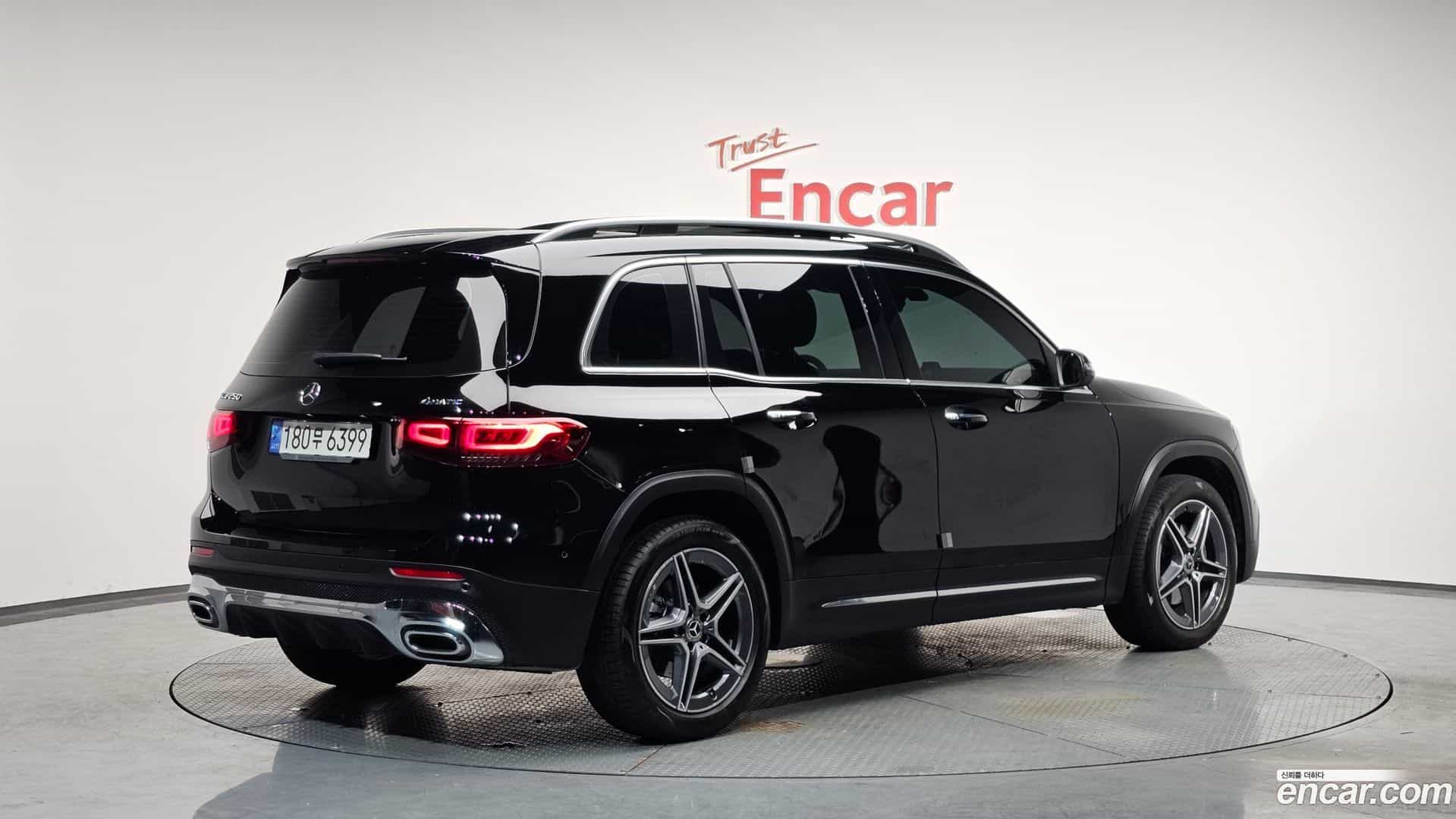 GLB-Class Mercedes-Benz 2022.11-OUTER-002