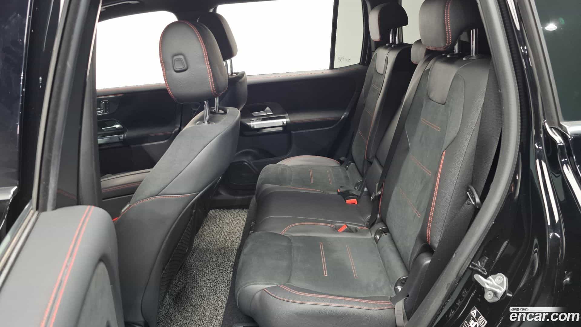 GLB-Class Mercedes-Benz 2022.11-OPTION-016