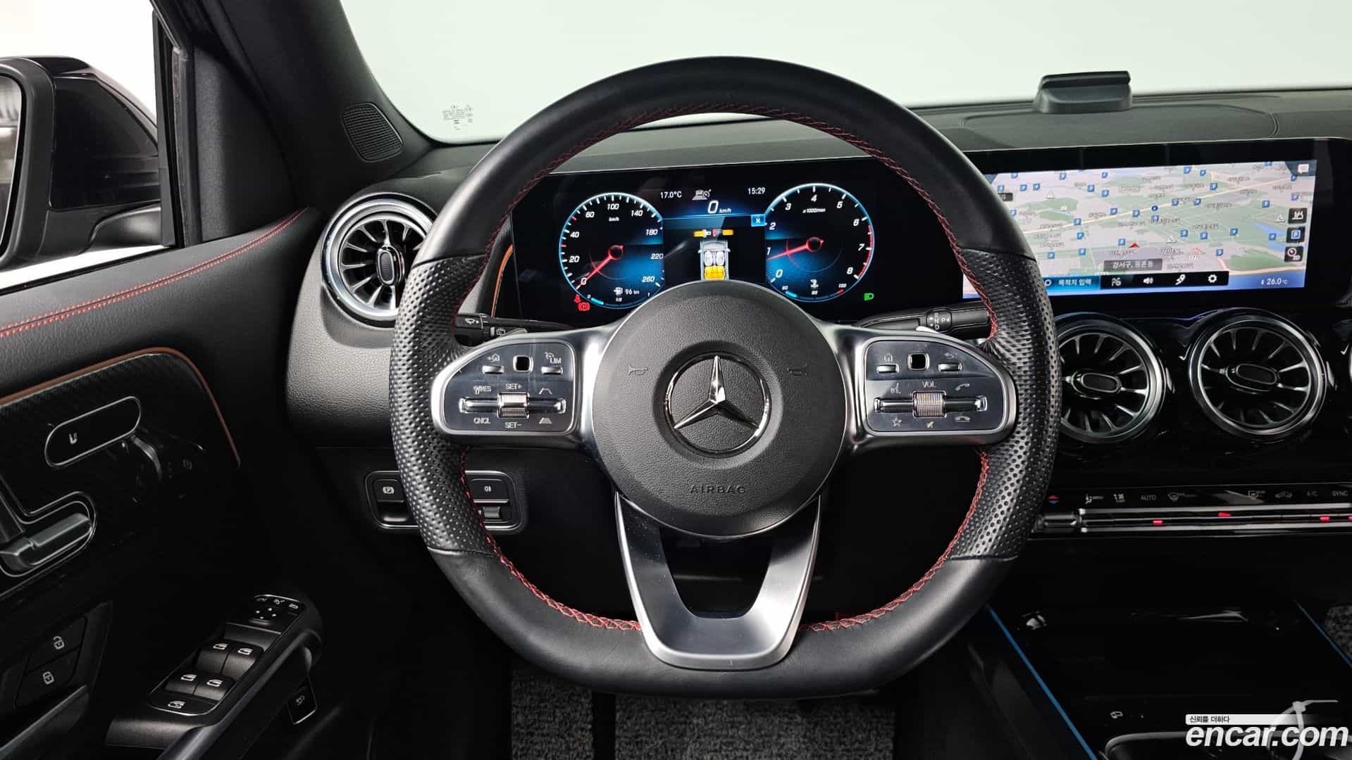 GLB-Class Mercedes-Benz 2022.11-OPTION-017