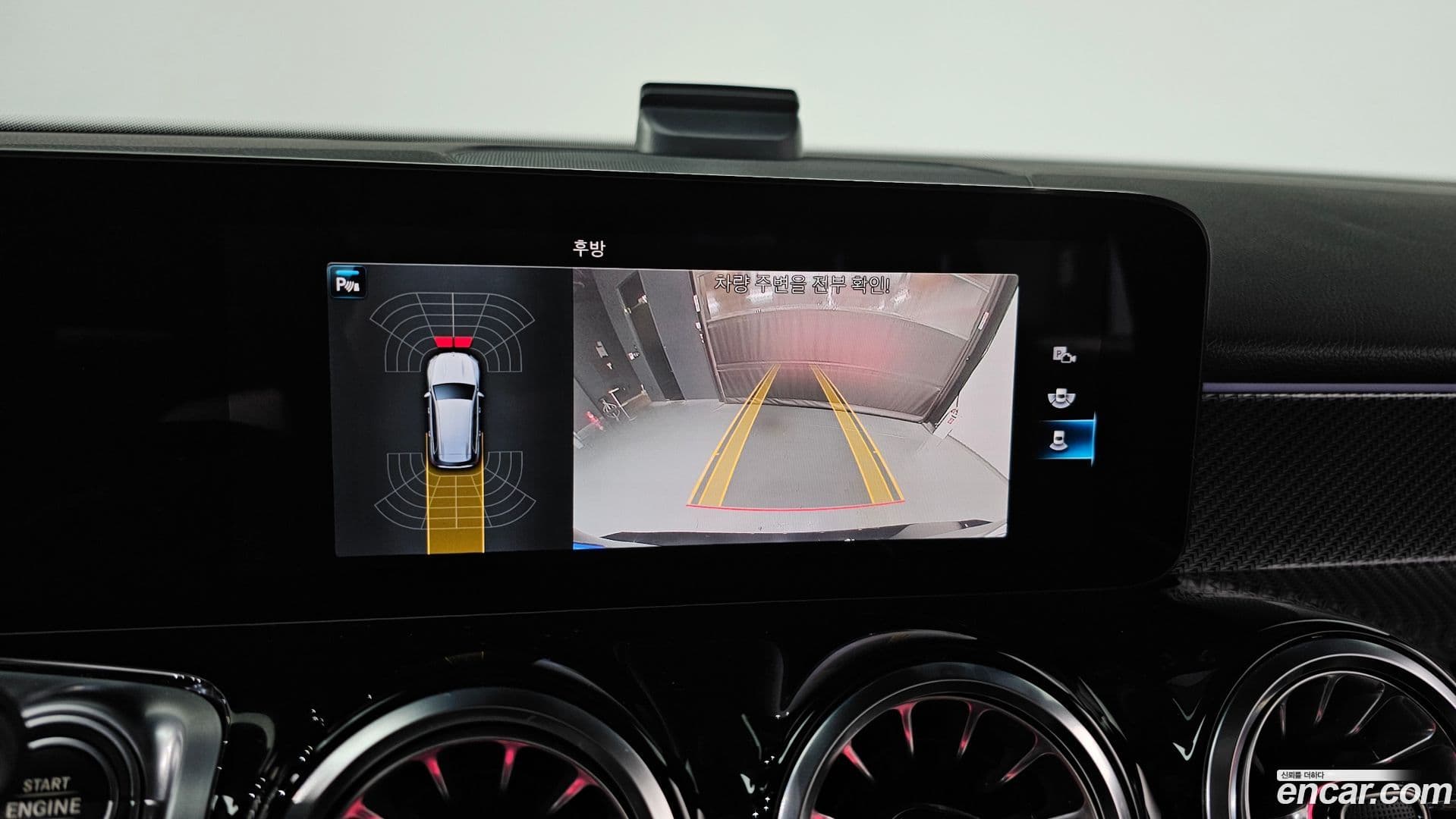 Main__Slider__Photo:GLB-Class Mercedes-Benz 2022.11-14